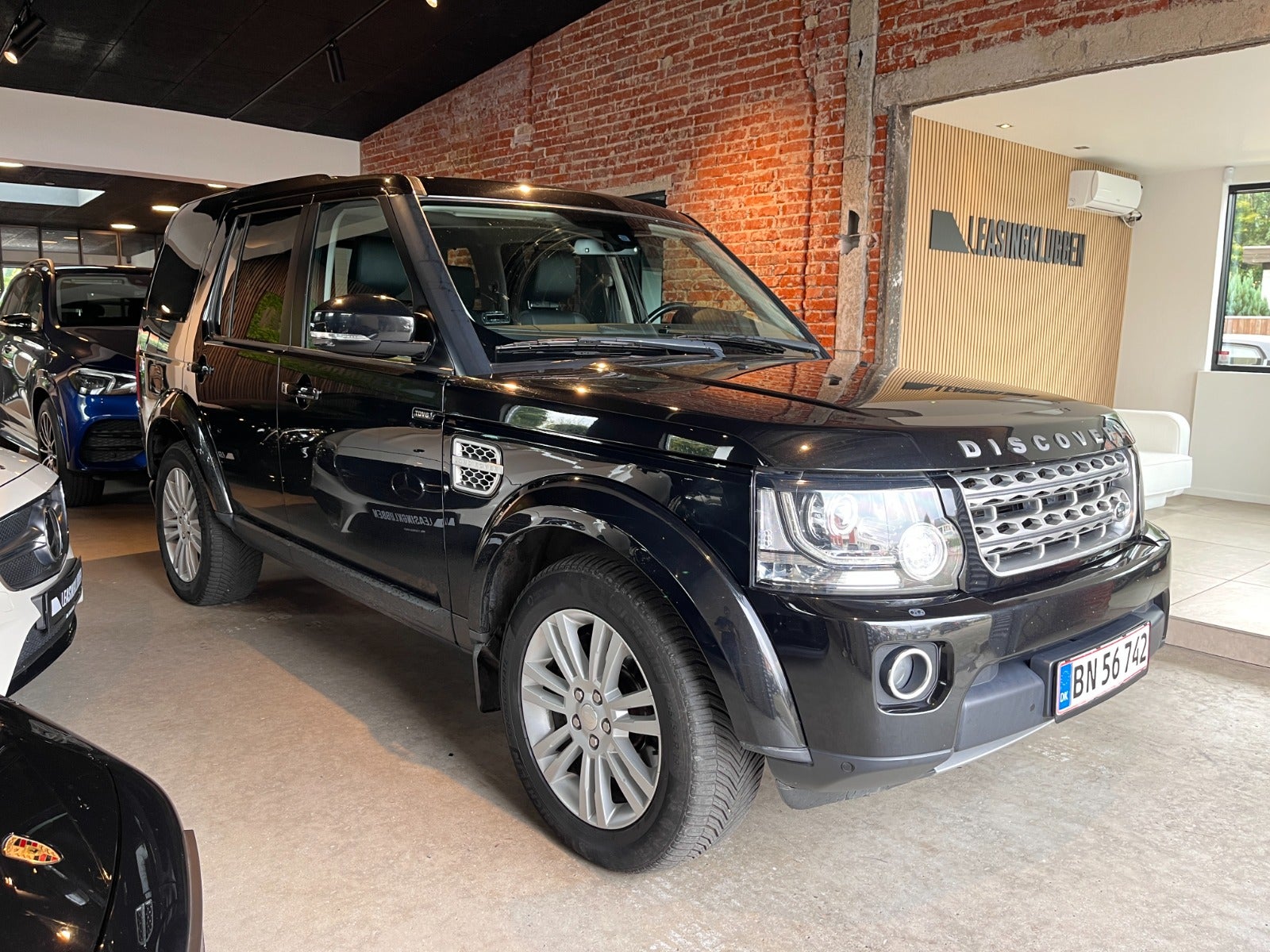 flexleasing-land-rover-discovery-sport-30-tdv6-hse-aut-5d-findleasing