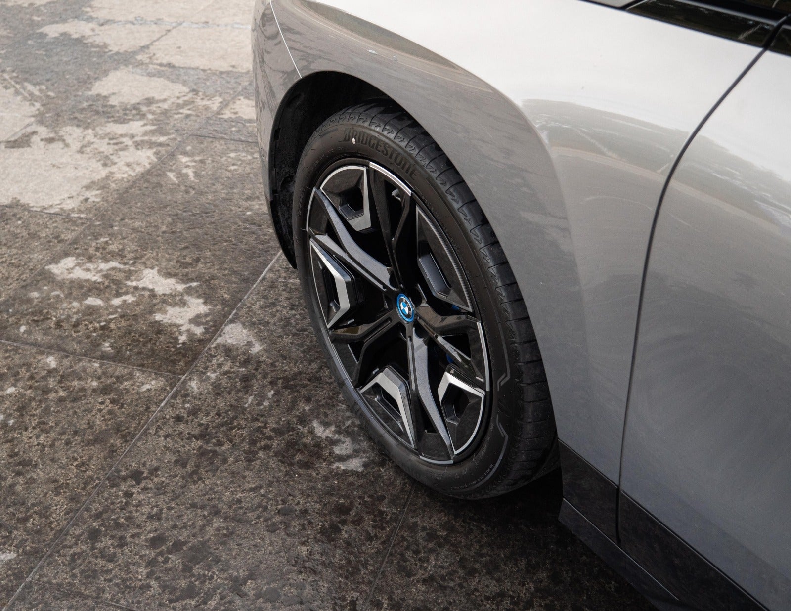 flexleasing-bmw-ix-m60-xdrive50-super-charged-sport-5d-findleasing