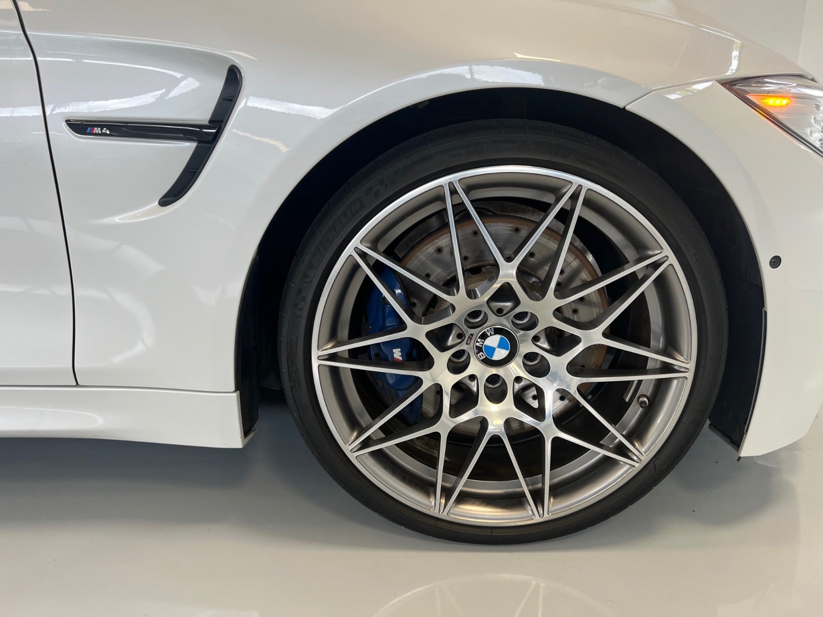 flexleasing-bmw-m4-30-cabriolet-competition-aut-2d-findleasing