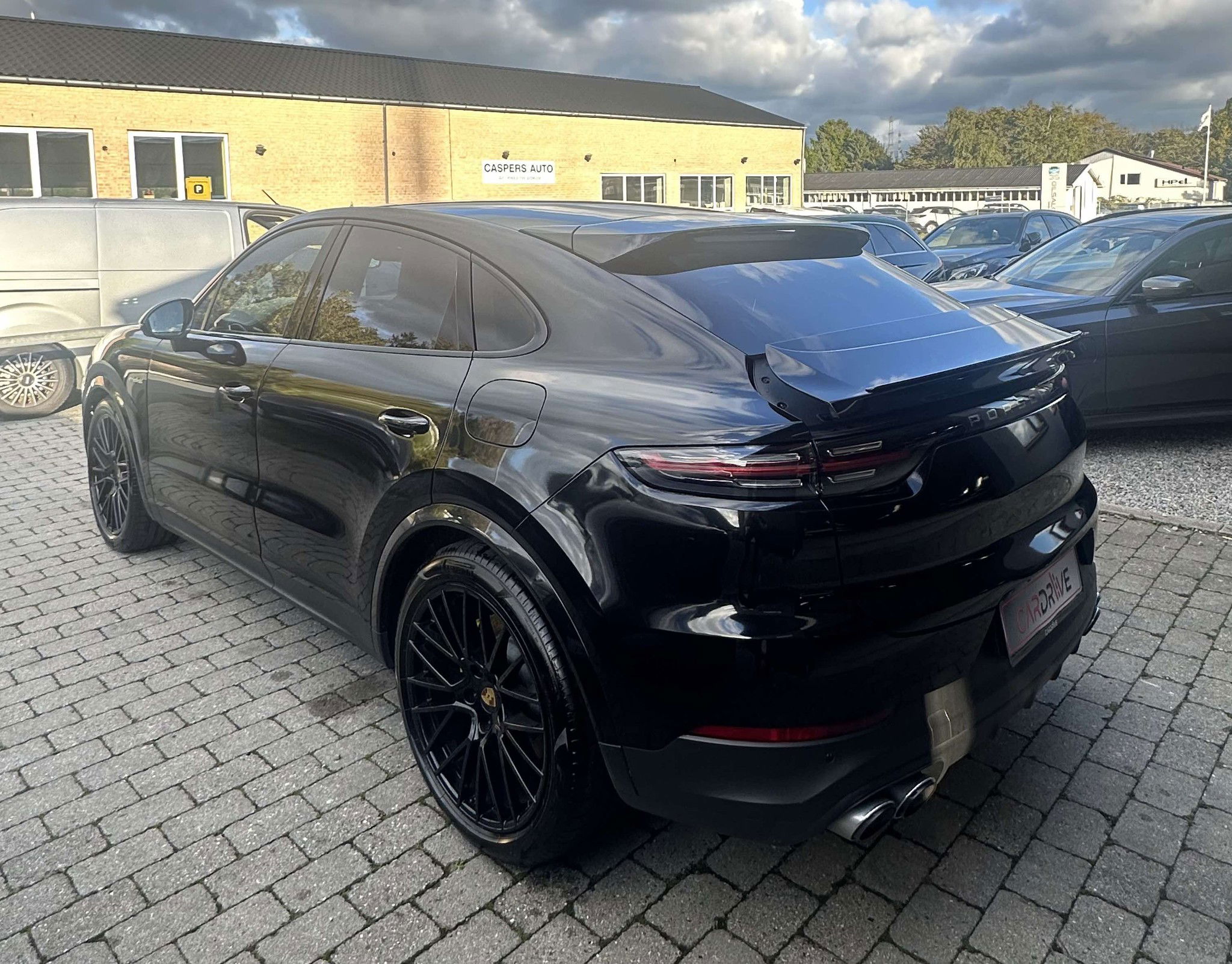 flexleasing-porsche-cayenne-s-iii-coupe-30-v6-462-hk-e-hybrid-4x4-tiptronic-s-findleasing