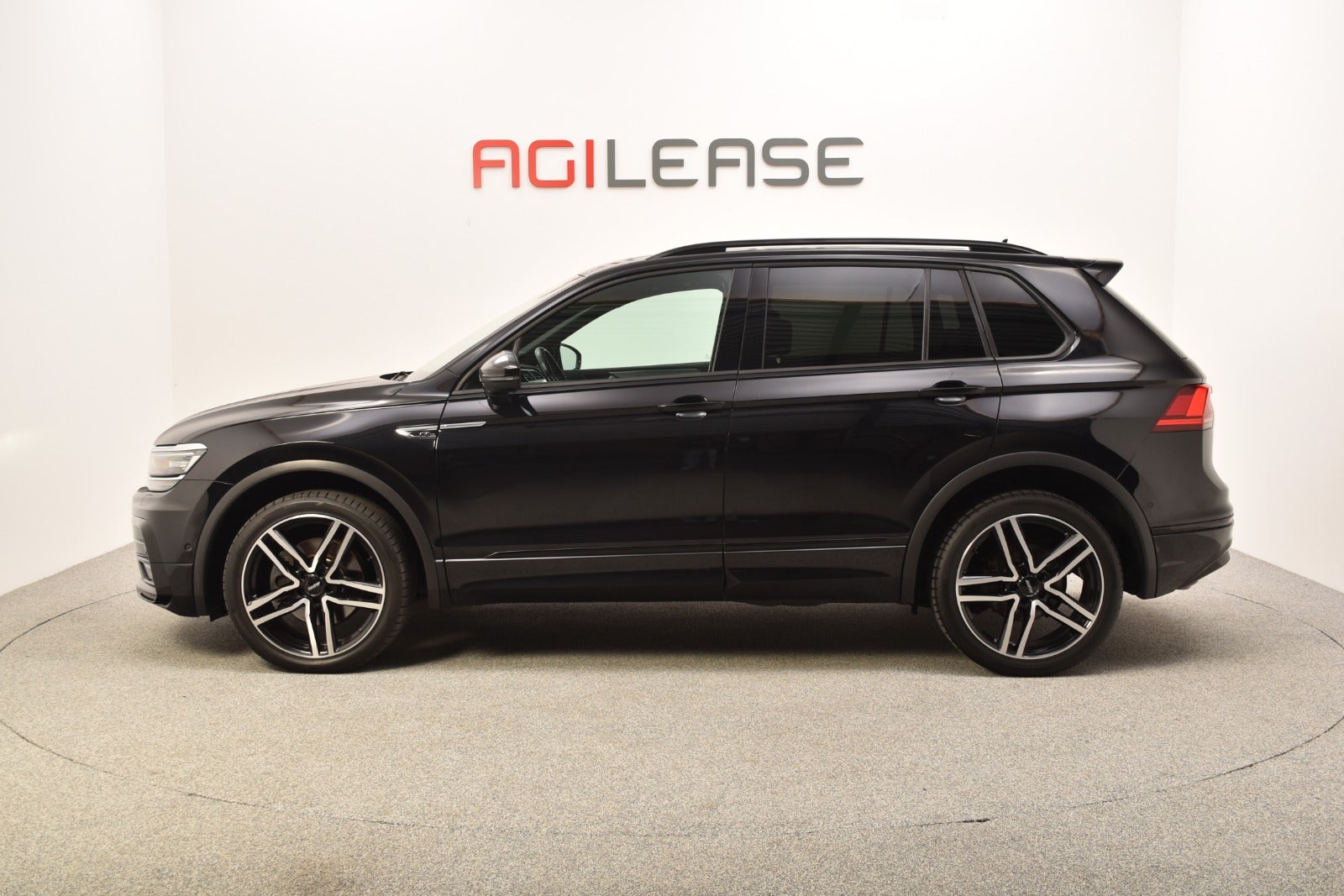 flexleasing-vw-tiguan-20-tdi-190-r-line-dsg-4motion-5d-findleasing