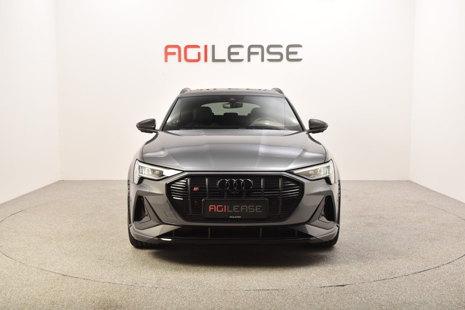 flexleasing-audi-e-tron-s-quattro-5d-findleasing