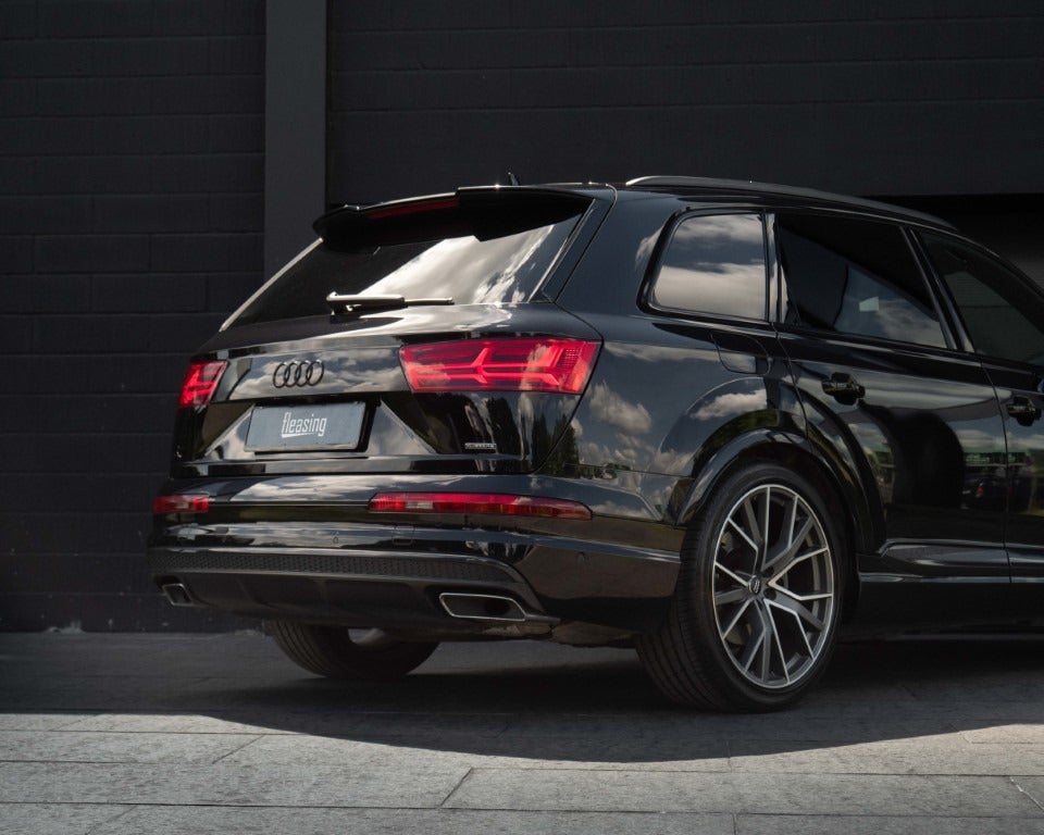 flexleasing-audi-q7-30-tdi-272-s-line-quattro-tiptr-7prs-5d-findleasing