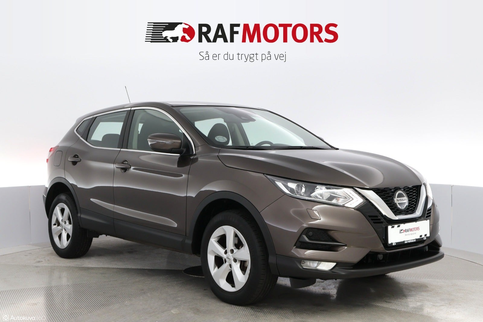 flexleasing-nissan-qashqai-13-dig-t-140-acenta-5d-findleasing