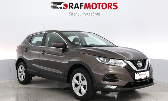 Nissan Qashqai 1,3 Dig-T 140 Acenta 5d