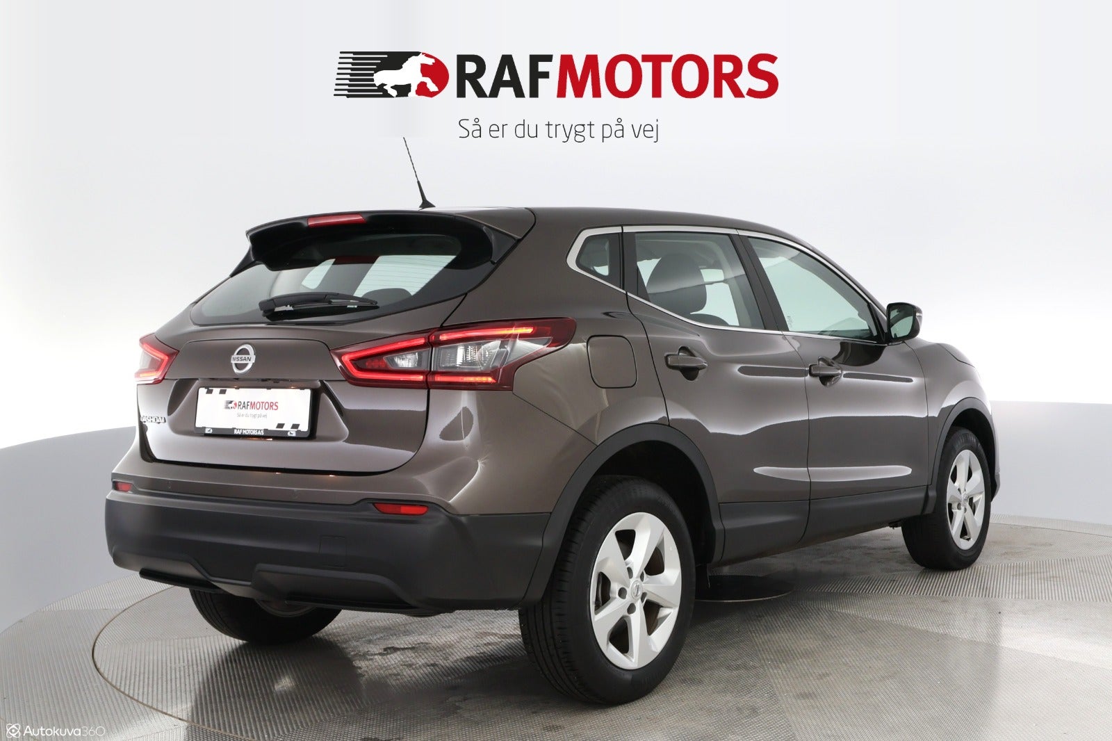 flexleasing-nissan-qashqai-13-dig-t-140-acenta-5d-findleasing