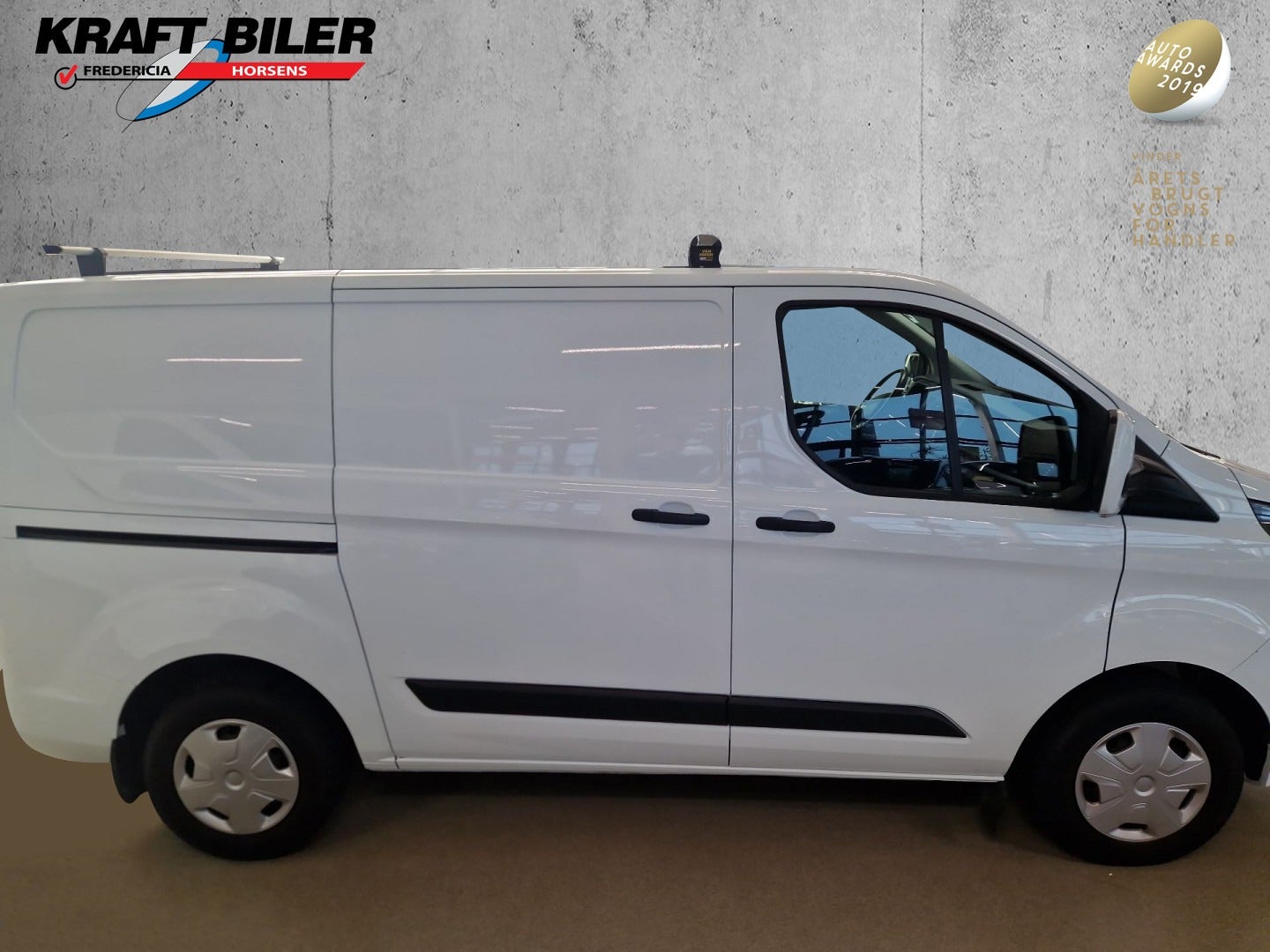 flexleasing-ford-transit-custom-300s-20-tdci-130-trend-findleasing