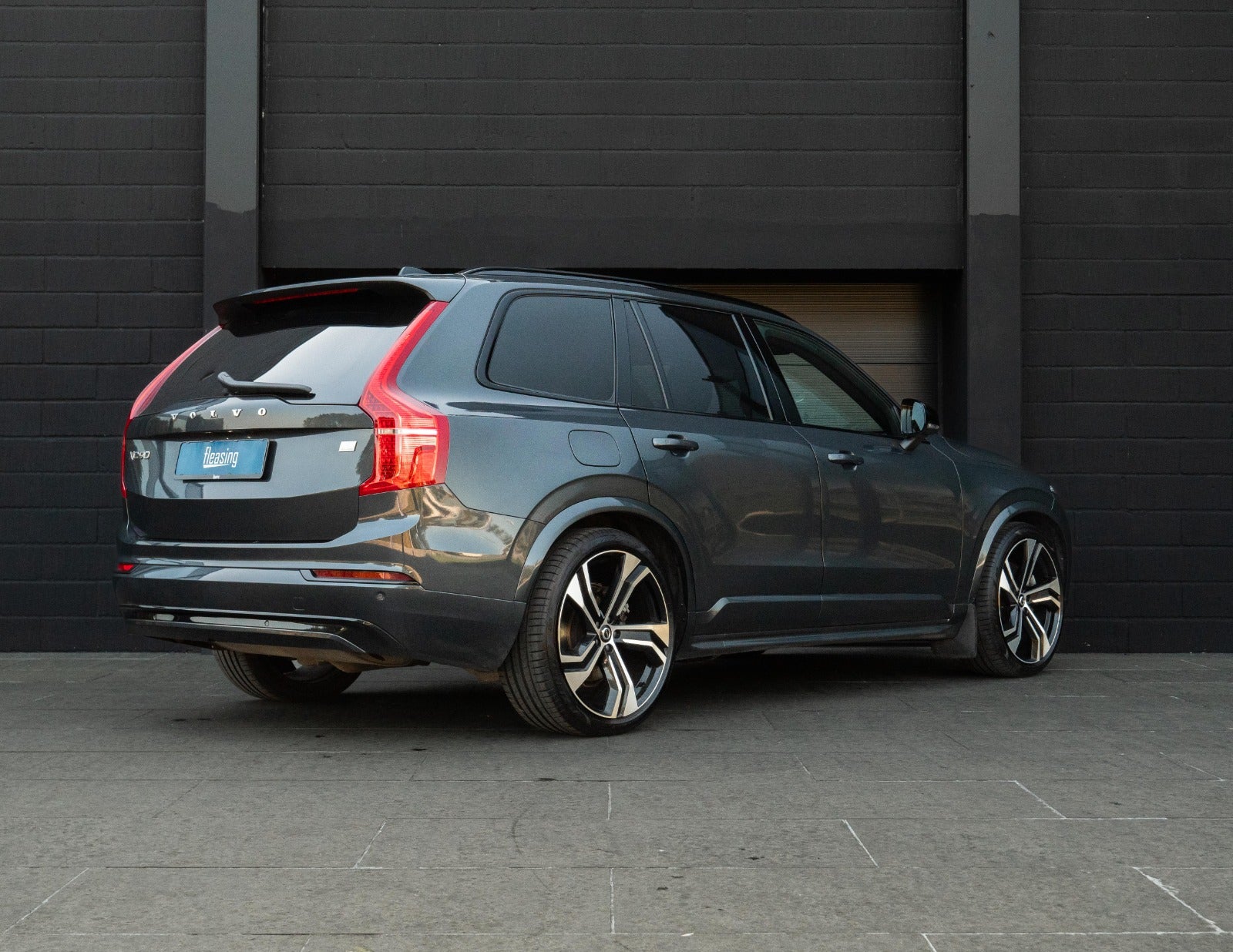 flexleasing-volvo-xc90-20-t8-recharge-r-design-aut-awd-7prs-5d-findleasing