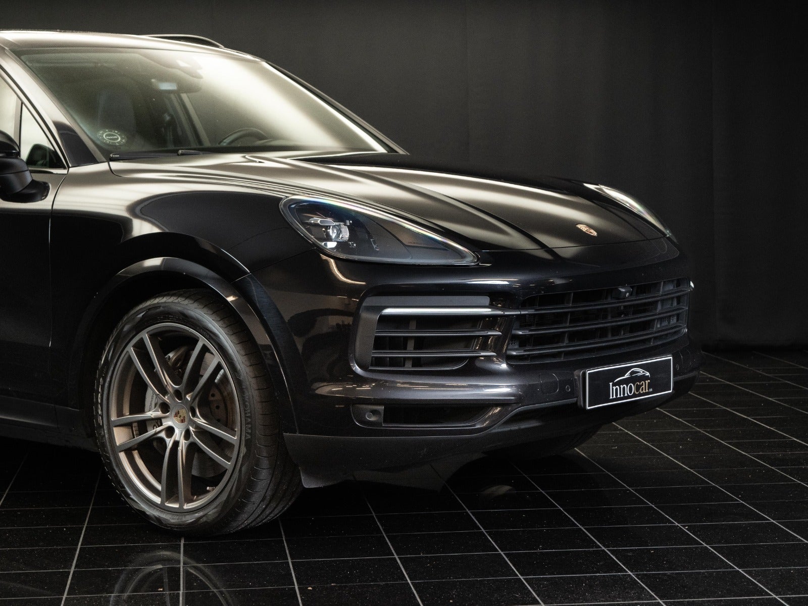 flexleasing-porsche-cayenne-s-29-tiptr-5d-findleasing