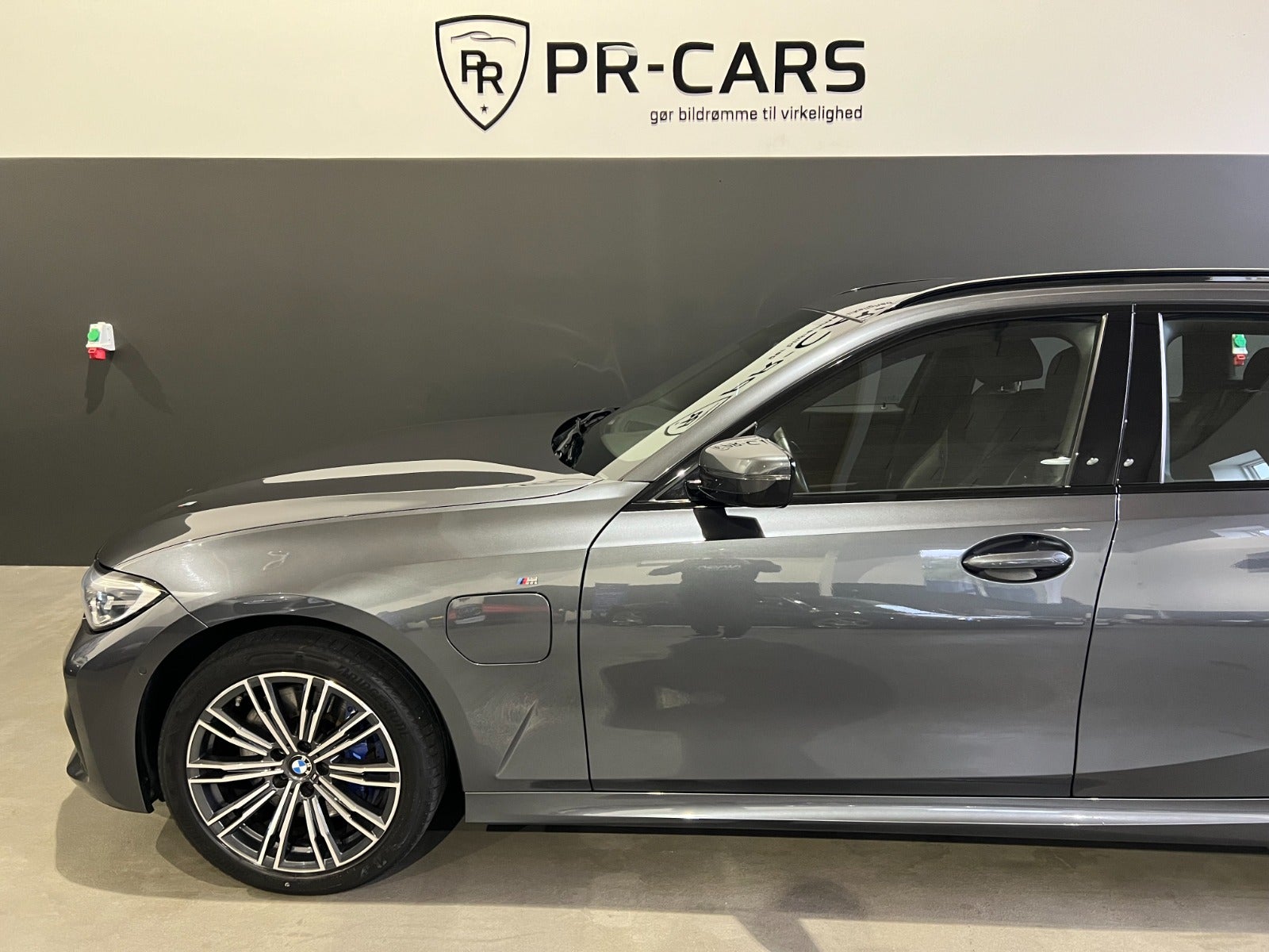 flexleasing-bmw-330e-20-touring-m-sport-aut-5d-findleasing