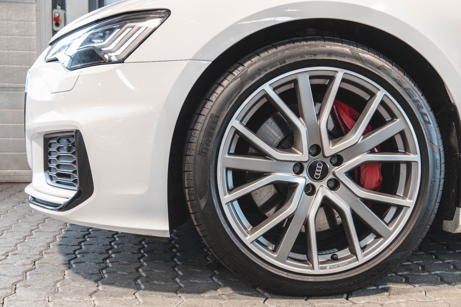 flexleasing-audi-a6-55-tfsi-e-s-line-quattro-s-tr-4d-findleasing