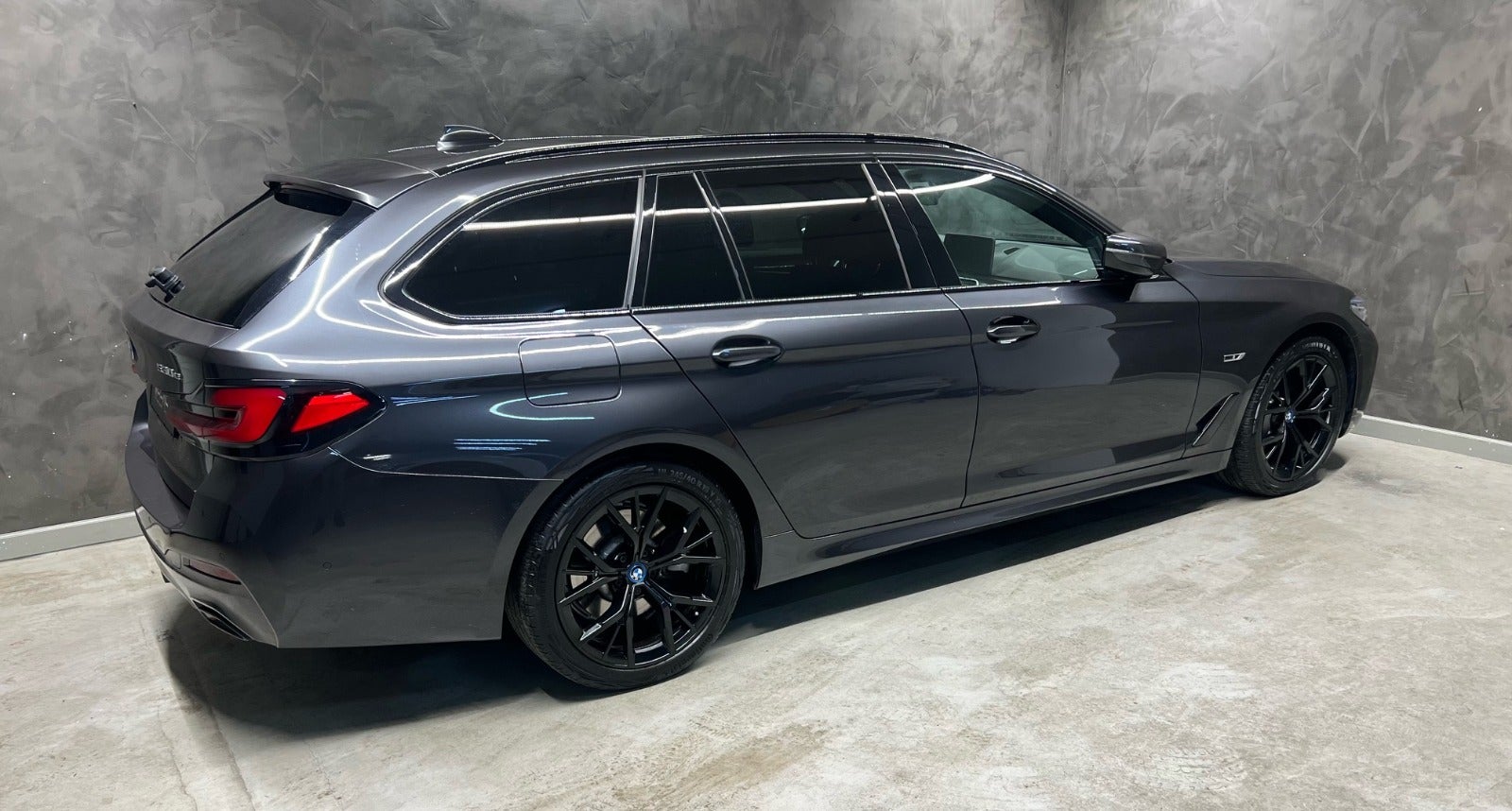 flexleasing-bmw-530e-20-touring-m-sport-aut-5d-findleasing