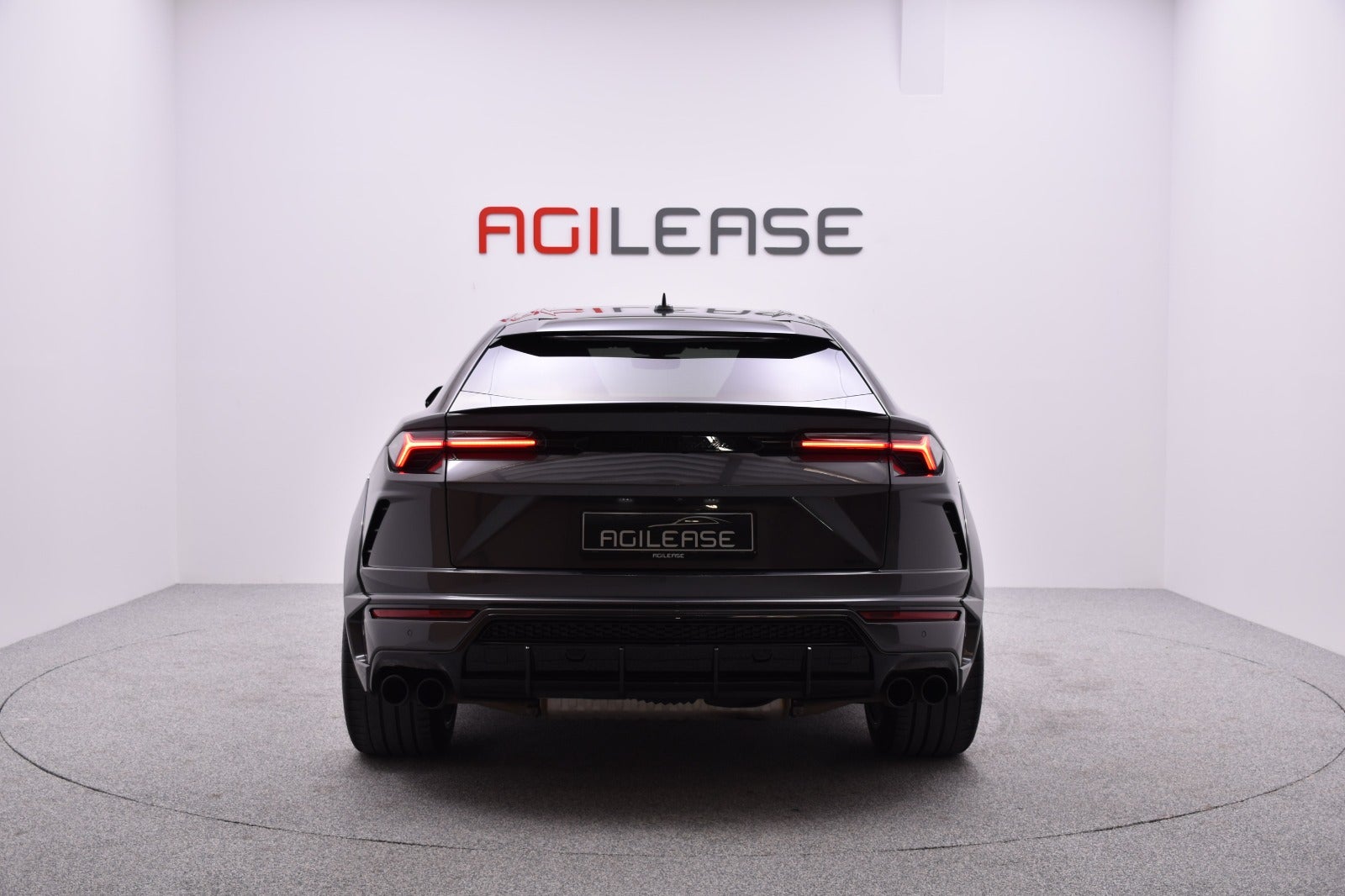 flexleasing-lamborghini-urus-40-5d-findleasing