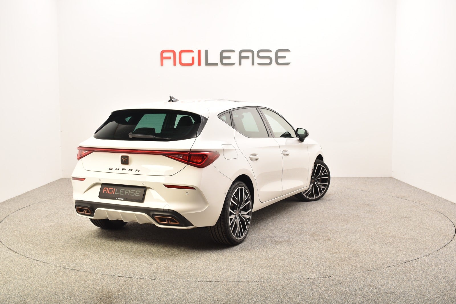 flexleasing-cupra-leon-14-ehybrid-dsg-5d-findleasing