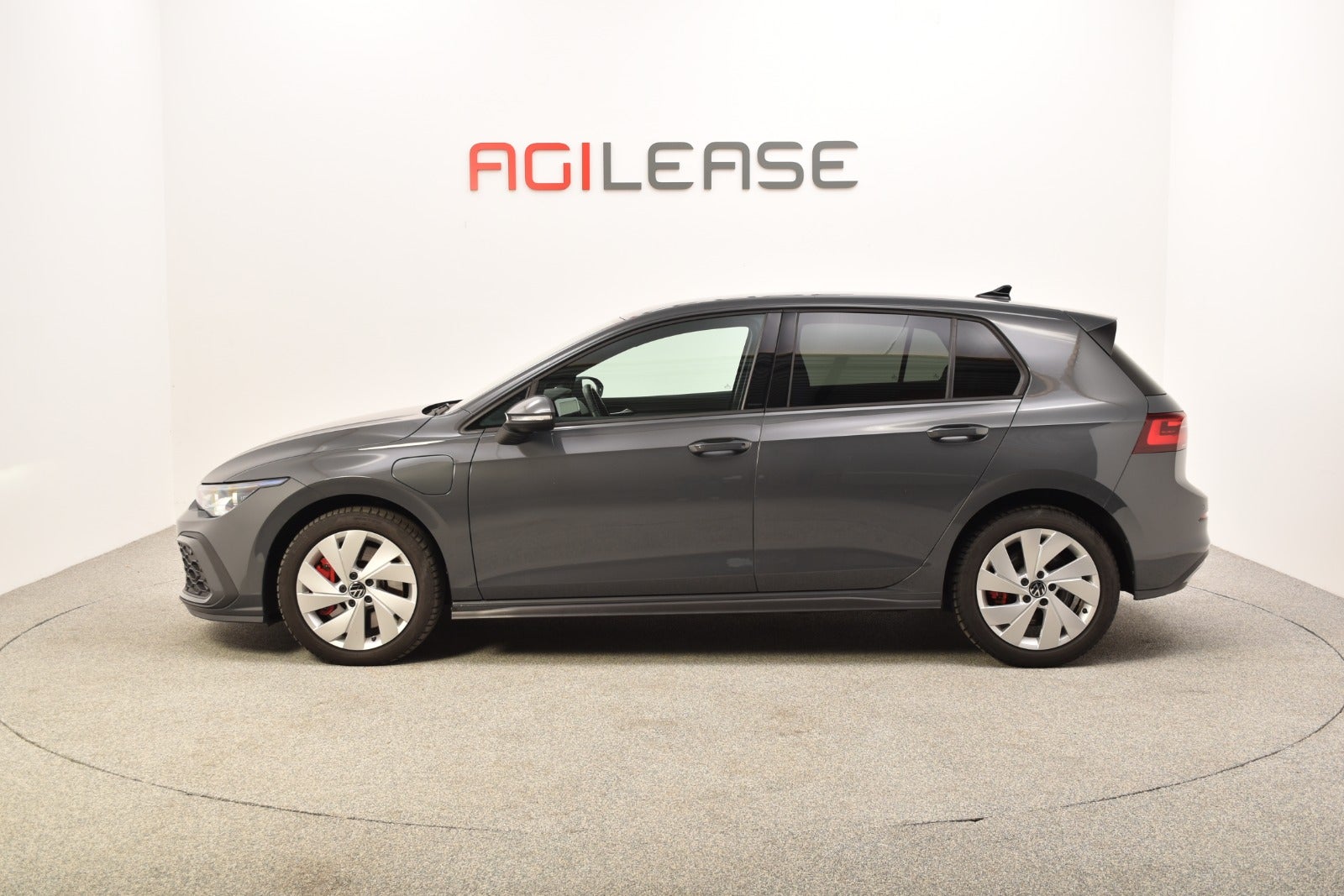 flexleasing-vw-golf-viii-14-gte-dsg-5d-findleasing