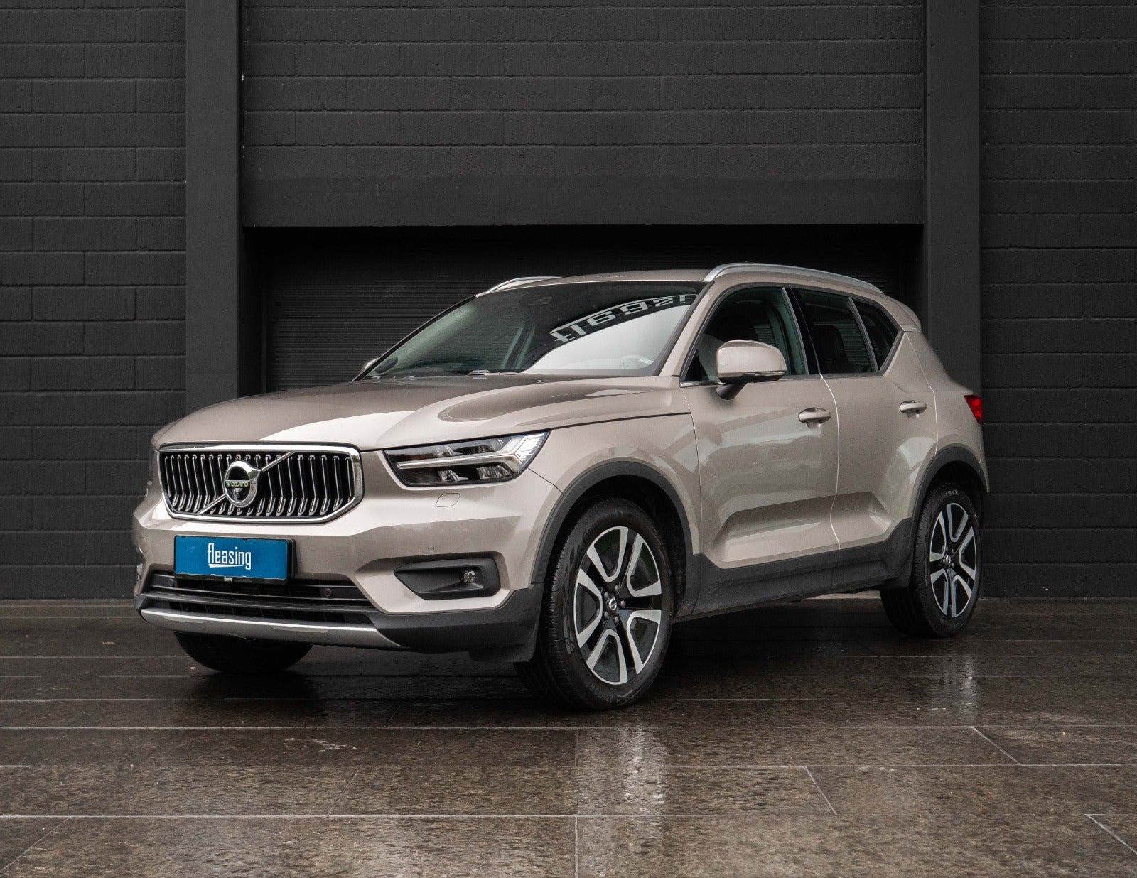 flexleasing-volvo-xc40-20-t4-190-inscription-aut-awd-5d-findleasing