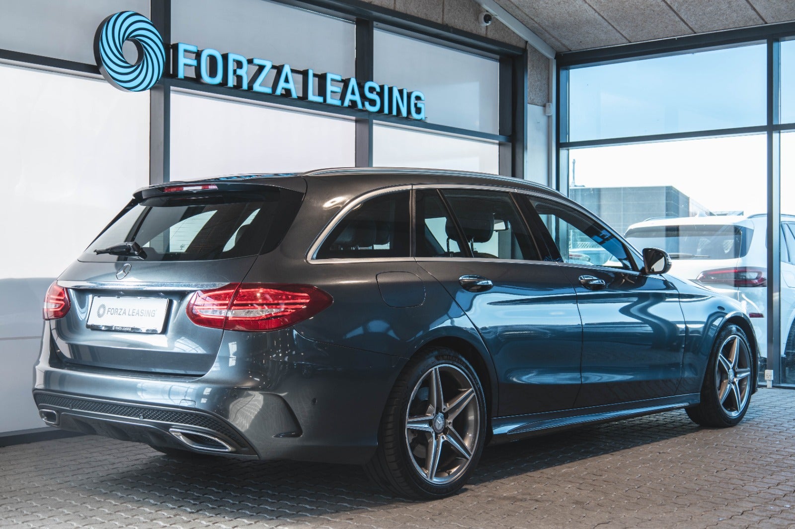 flexleasing-mercedes-c250-d-22-amg-line-stc-aut-5d-findleasing