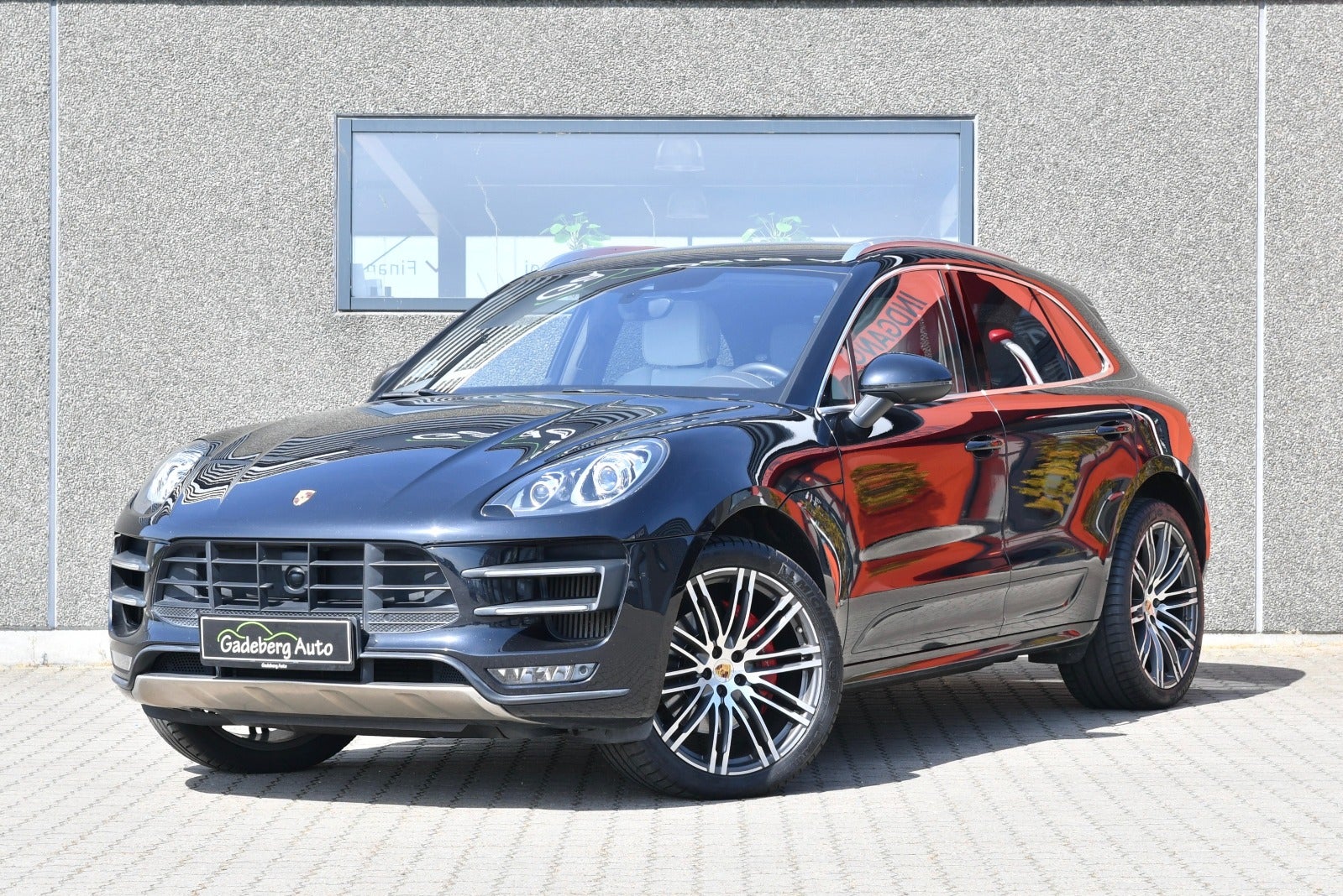 flexleasing-porsche-macan-turbo-36-pdk-5d-findleasing