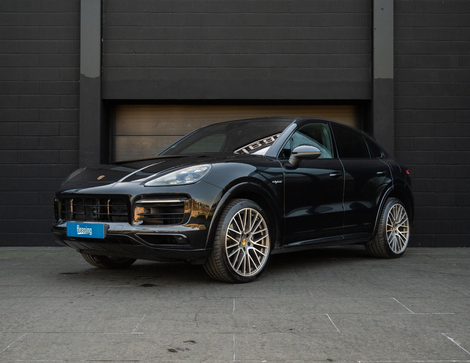 flexleasing-porsche-cayenne-30-e-hybrid-coupe-tiptr-5d-findleasing