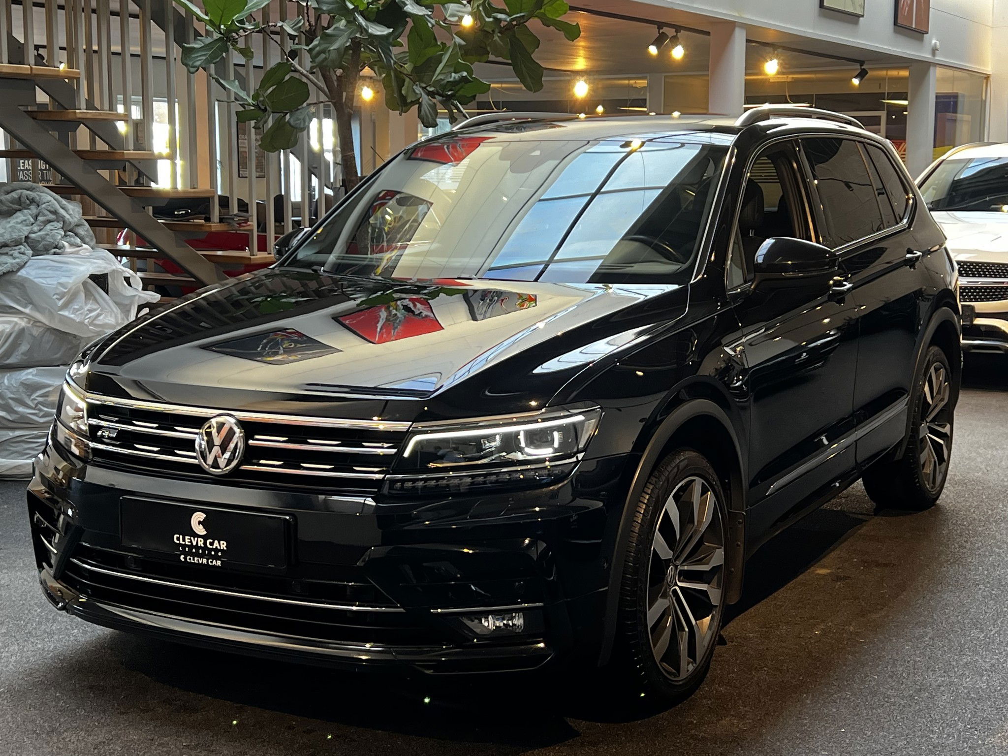 flexleasing-vw-tiguan-tiguan-tdi-190-r-line-dsg-4motion-findleasing