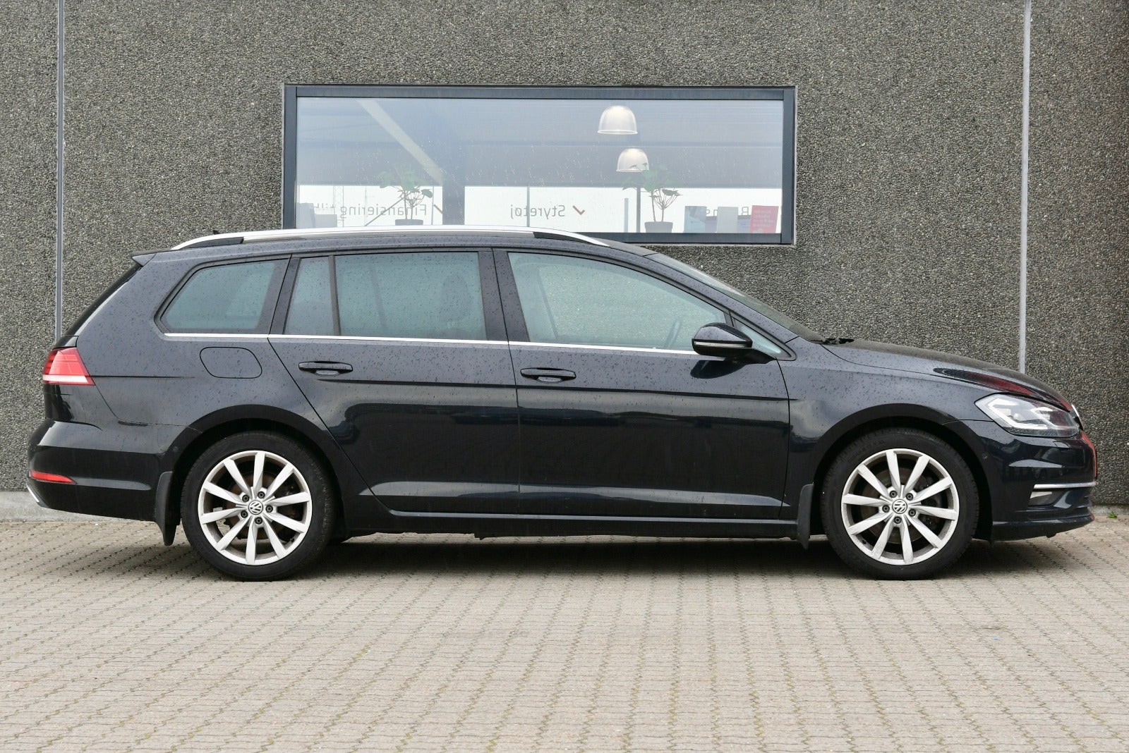 flexleasing-vw-golf-vii-20-tdi-150-highline-variant-dsg-5d-findleasing