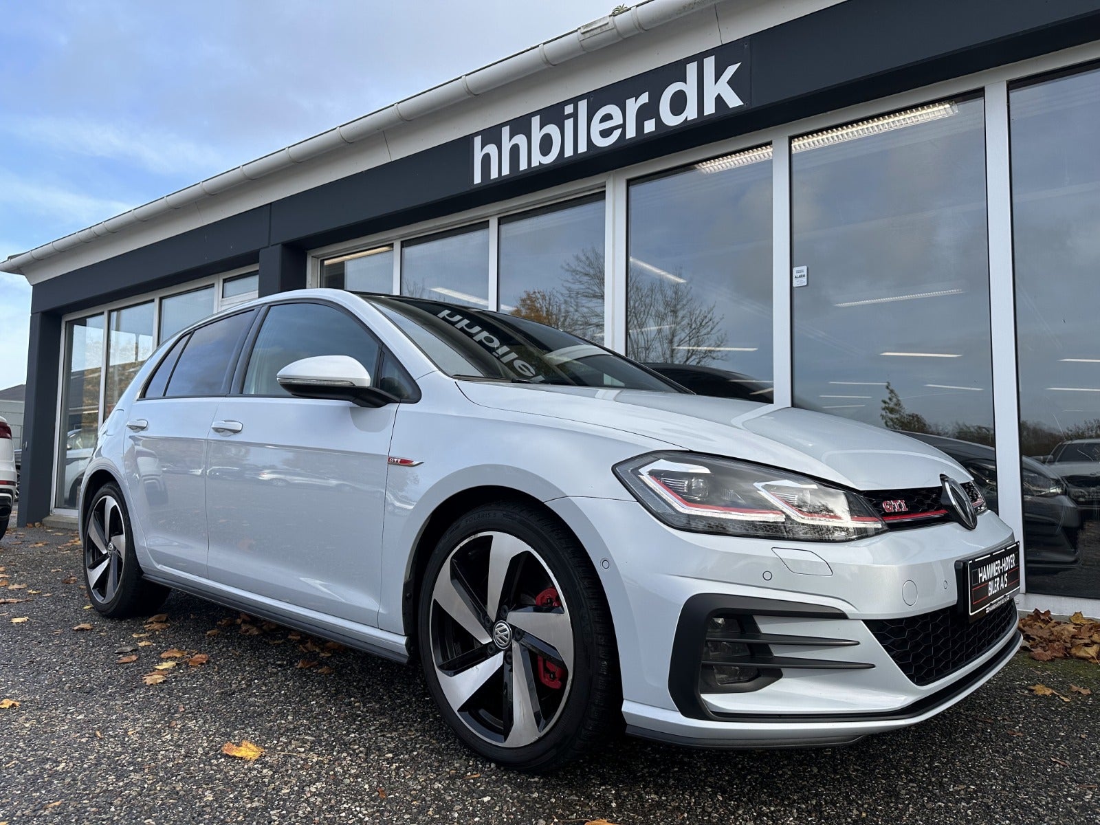 flexleasing-vw-golf-vii-20-gti-performance-dsg-5d-findleasing