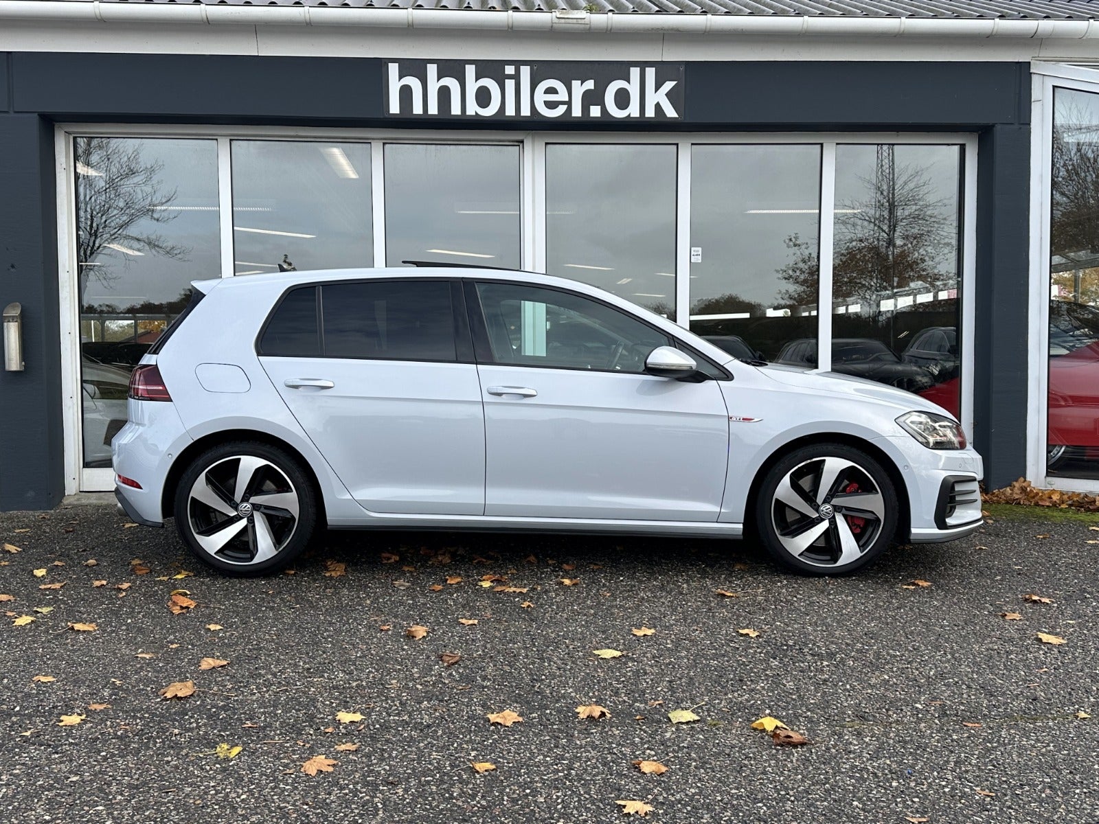 flexleasing-vw-golf-vii-20-gti-performance-dsg-5d-findleasing