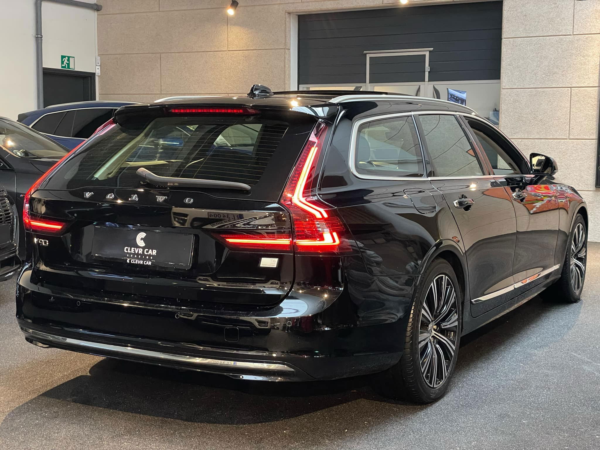 flexleasing-volvo-v90-v90-t6-recharge-inscription-awd-findleasing