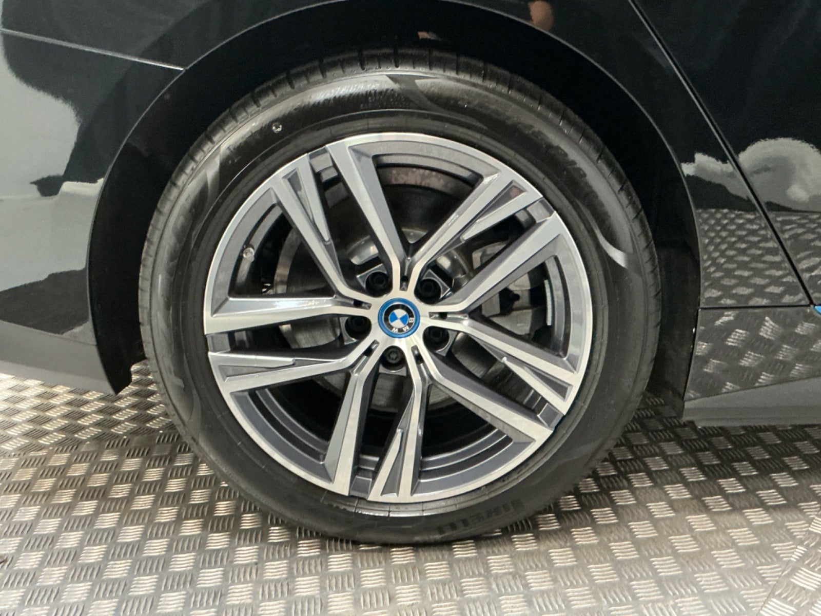 flexleasing-bmw-i4-edrive40-5d-findleasing