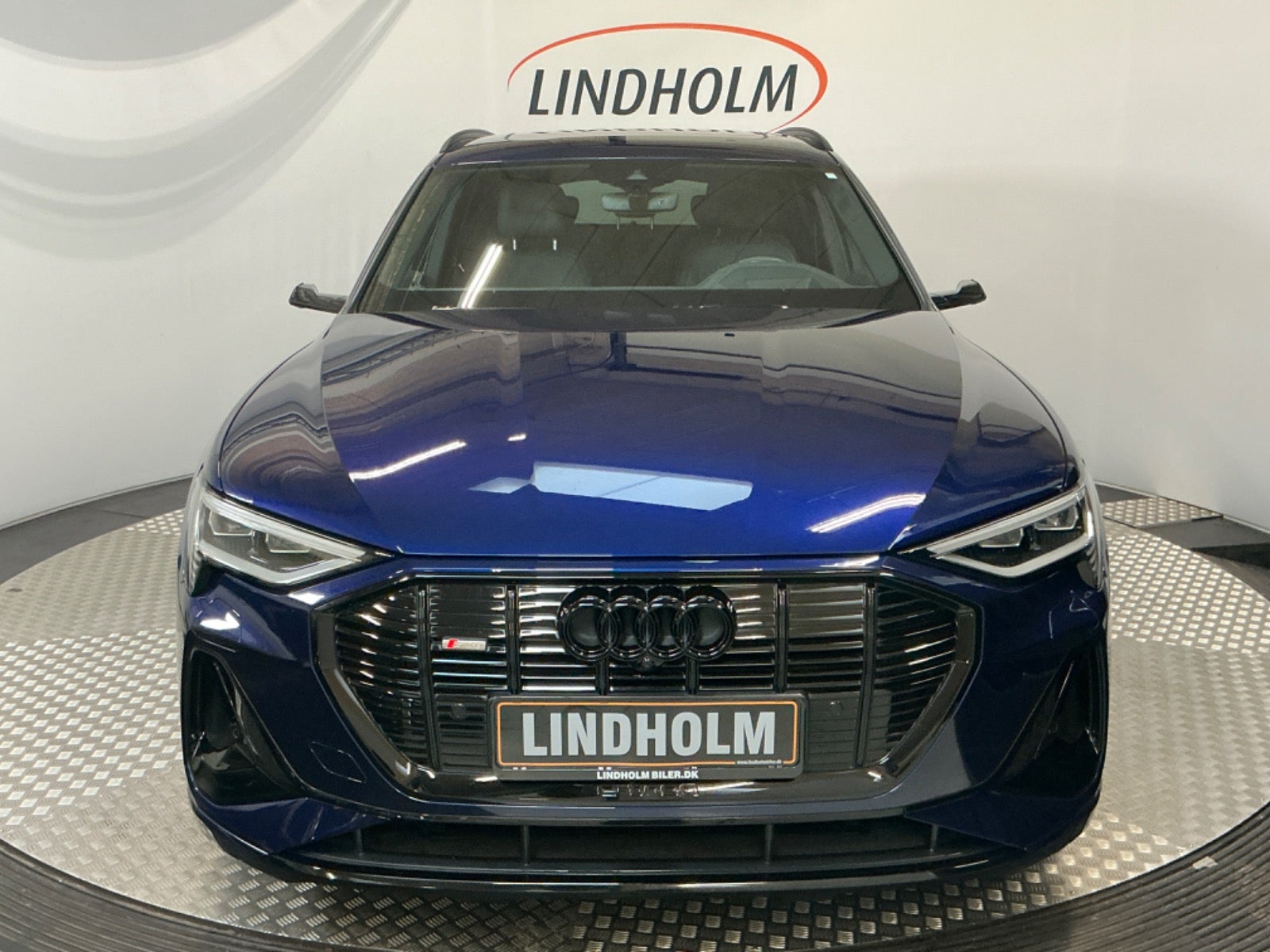 flexleasing-audi-e-tron-55-s-line-quattro-5d-findleasing