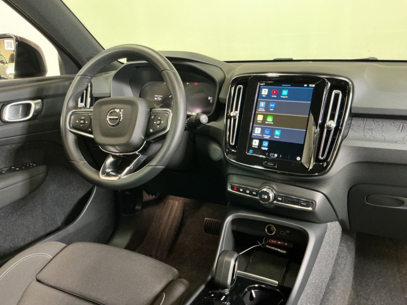 flexleasing-volvo-xc40-p6-recharge-core-5d-findleasing