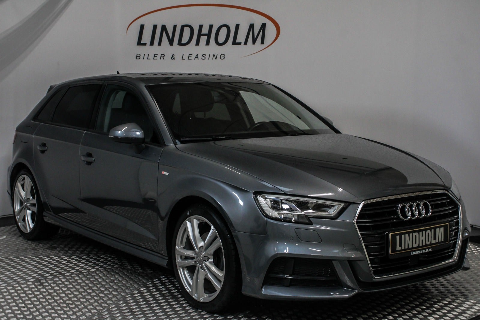 flexleasing-audi-a3-35-tfsi-s-line-sportback-s-tr-5d-findleasing