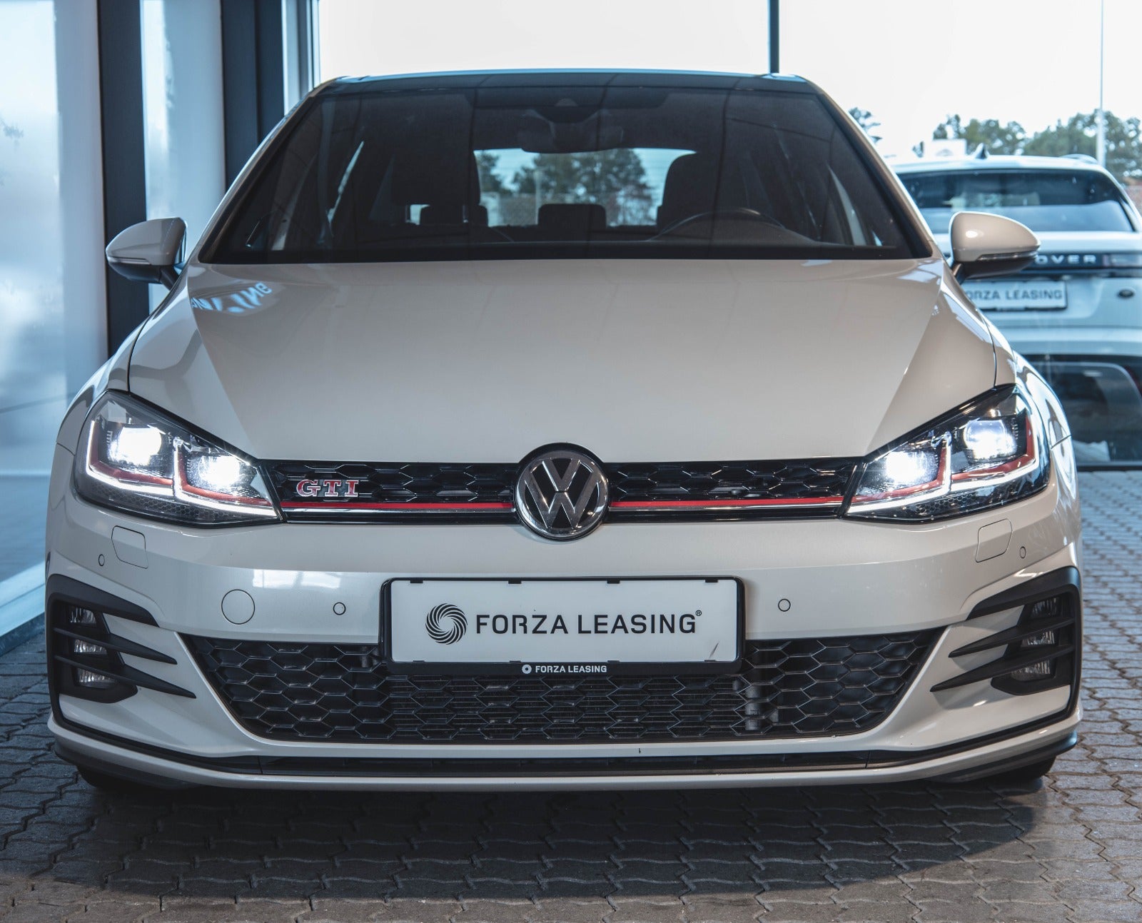 flexleasing-vw-golf-vii-20-gti-performance-dsg-5d-findleasing