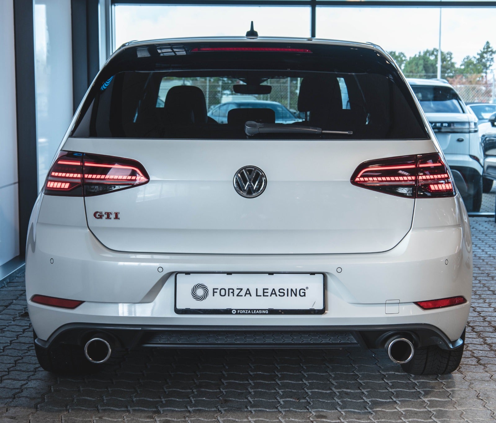 flexleasing-vw-golf-vii-20-gti-performance-dsg-5d-findleasing