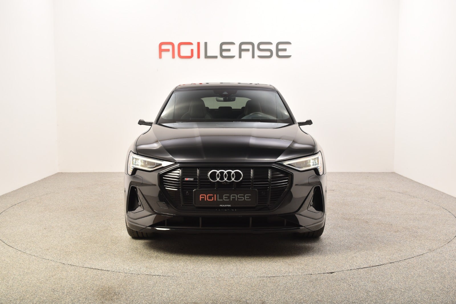 flexleasing-audi-e-tron-55-s-line-sportback-quattro-5d-findleasing