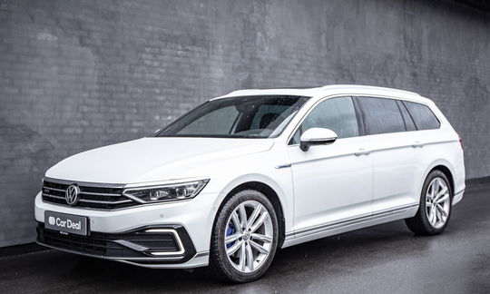 VW Passat 1,4 GTE Highline+ Variant DSG 5d