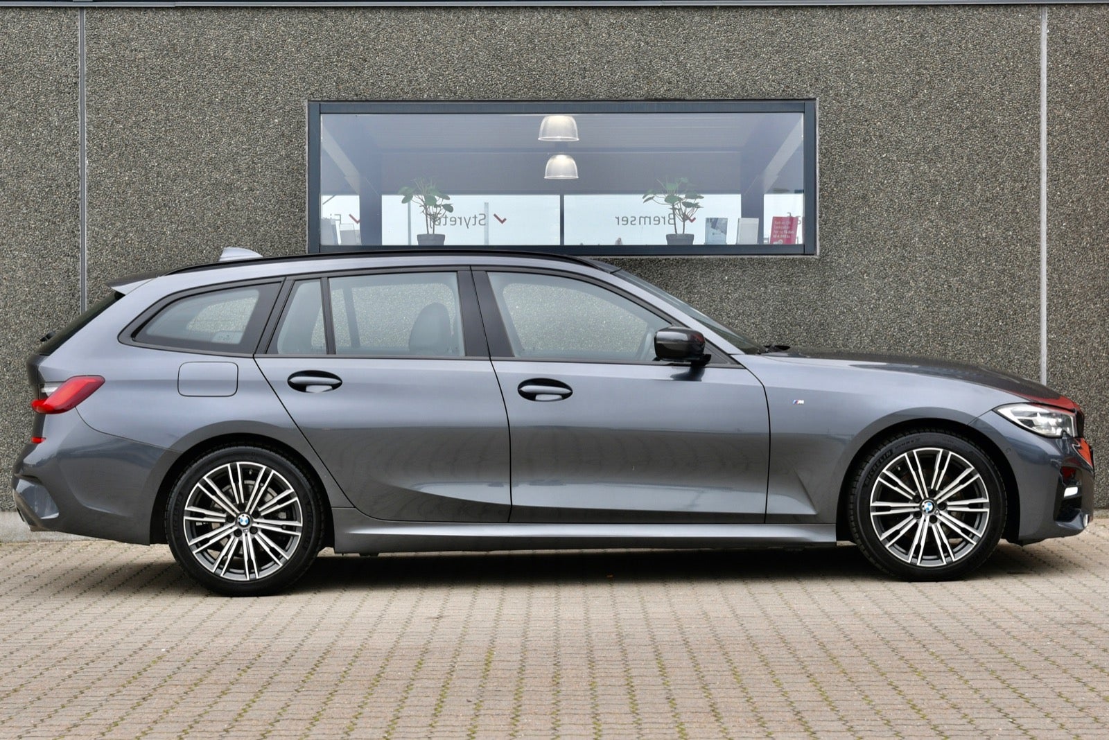 flexleasing-bmw-320d-20-touring-m-sport-aut-5d-findleasing