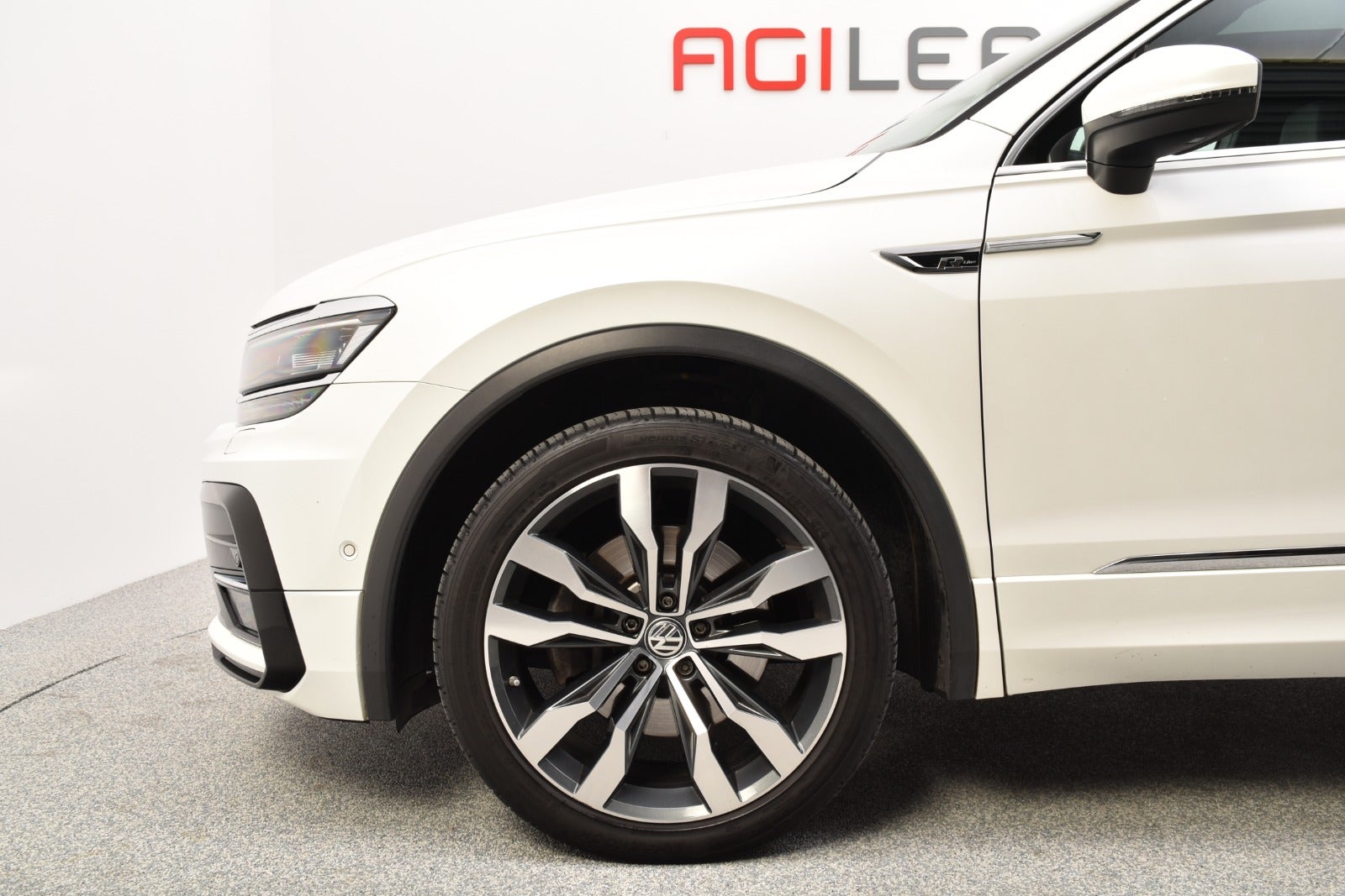 flexleasing-vw-tiguan-20-tdi-190-r-line-dsg-4motion-5d-findleasing