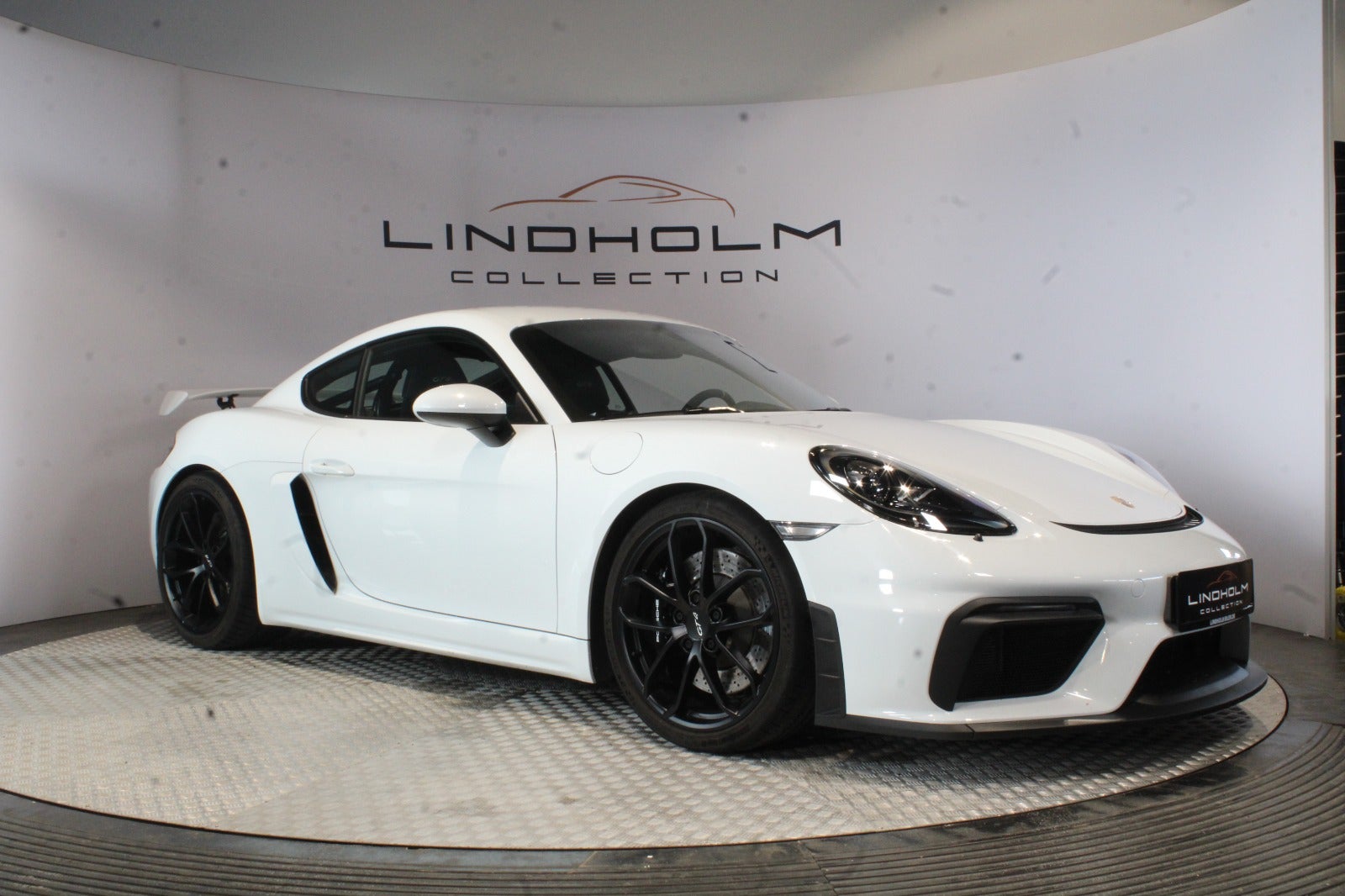 flexleasing-porsche-718-cayman-gt4-40-2d-findleasing