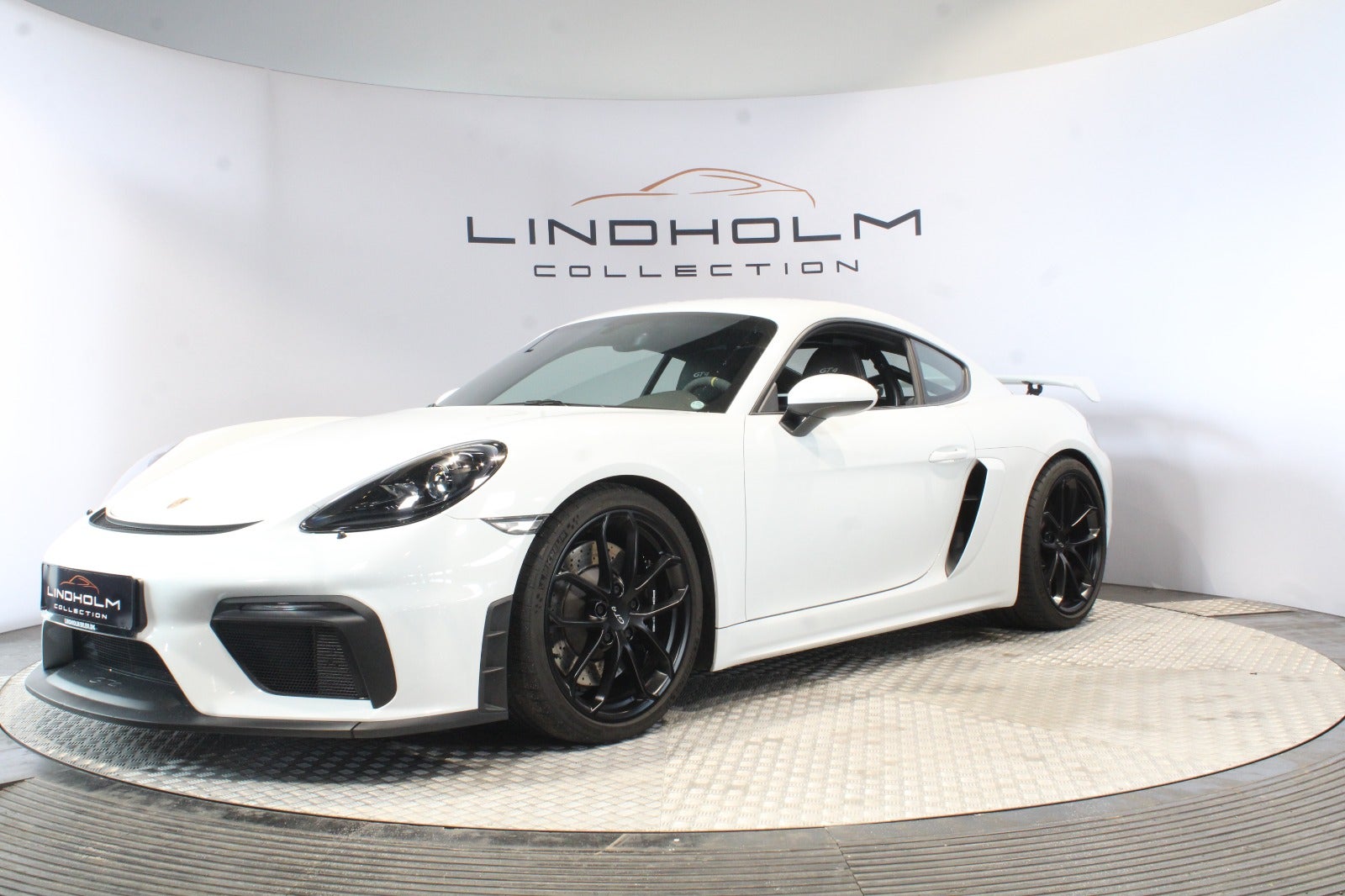 flexleasing-porsche-718-cayman-gt4-40-2d-findleasing