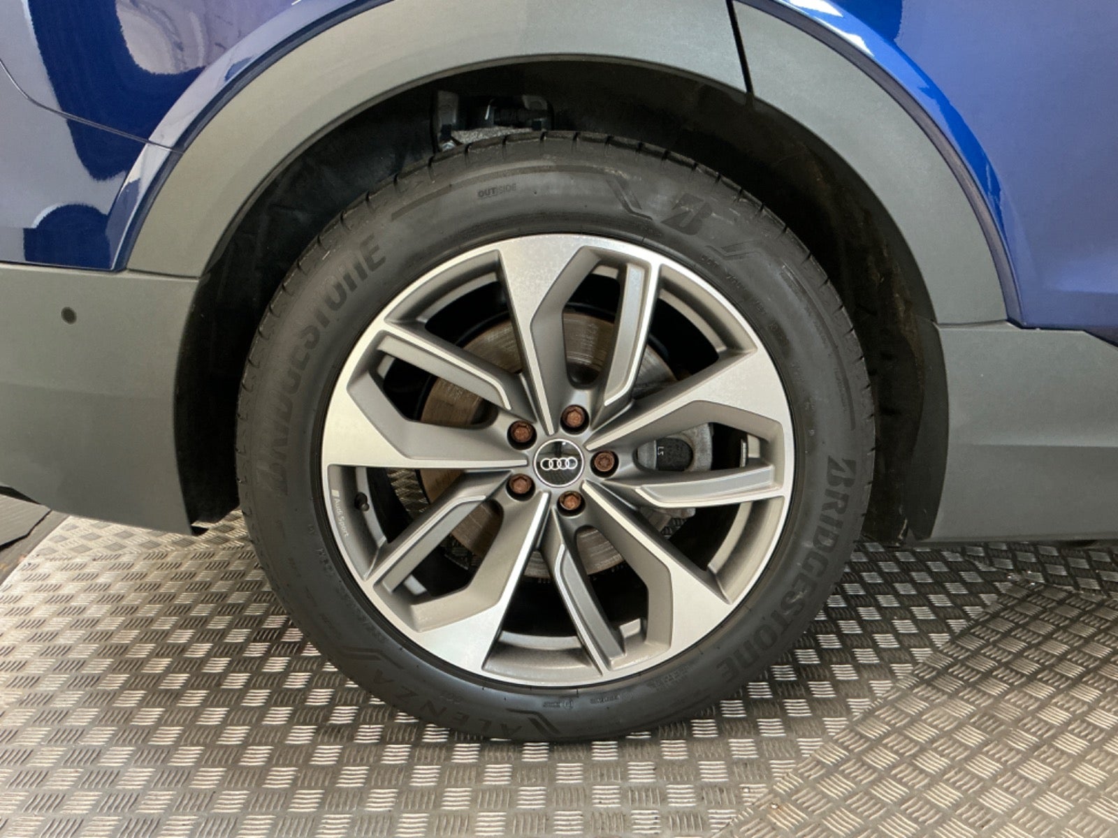 flexleasing-audi-e-tron-55-s-line-quattro-5d-findleasing