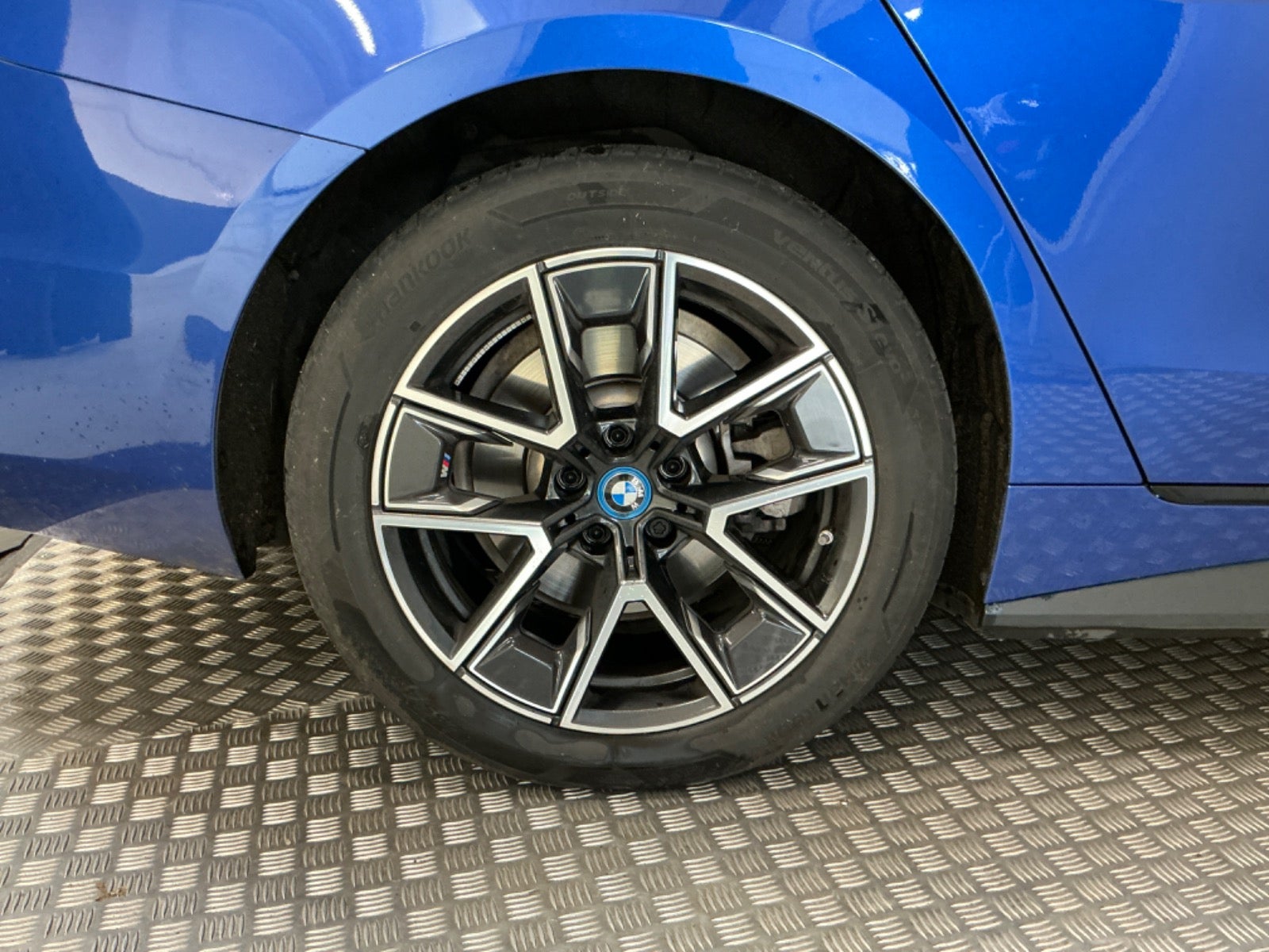 flexleasing-bmw-i4-edrive40-m-sport-5d-findleasing