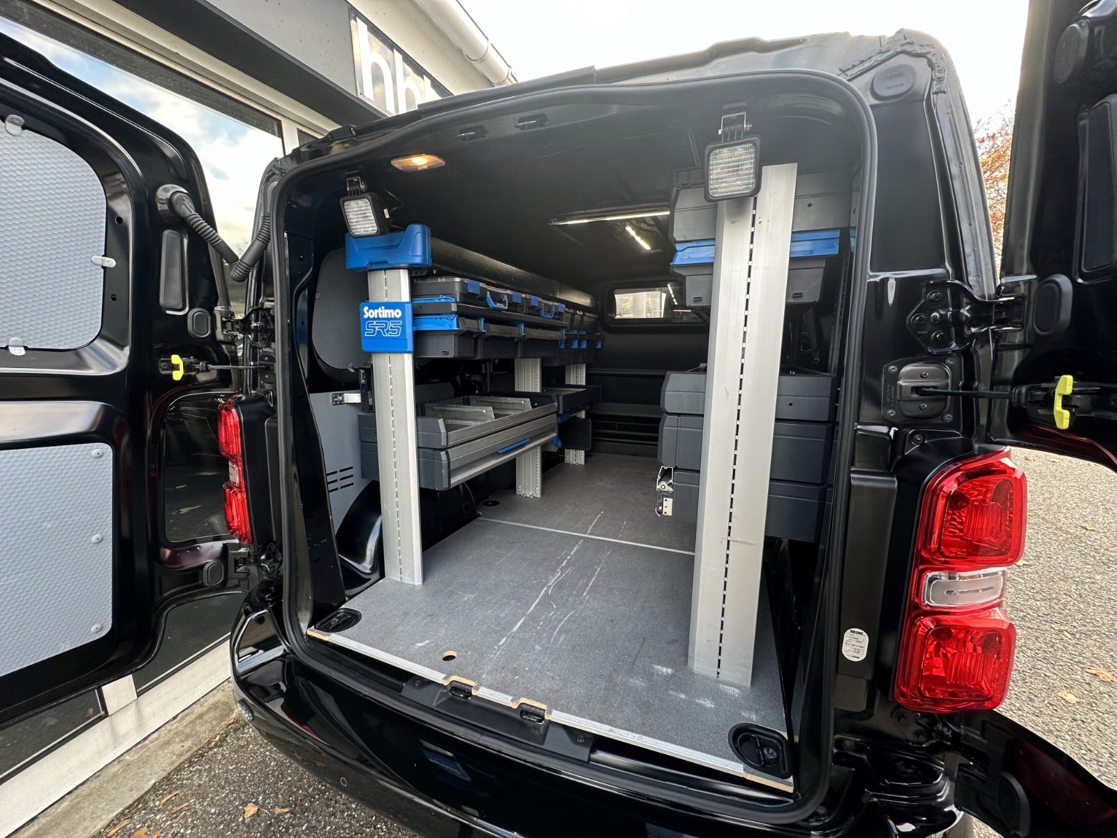 flexleasing-toyota-proace-20-d-177-medium-comfort-master-aut-6d-findleasing