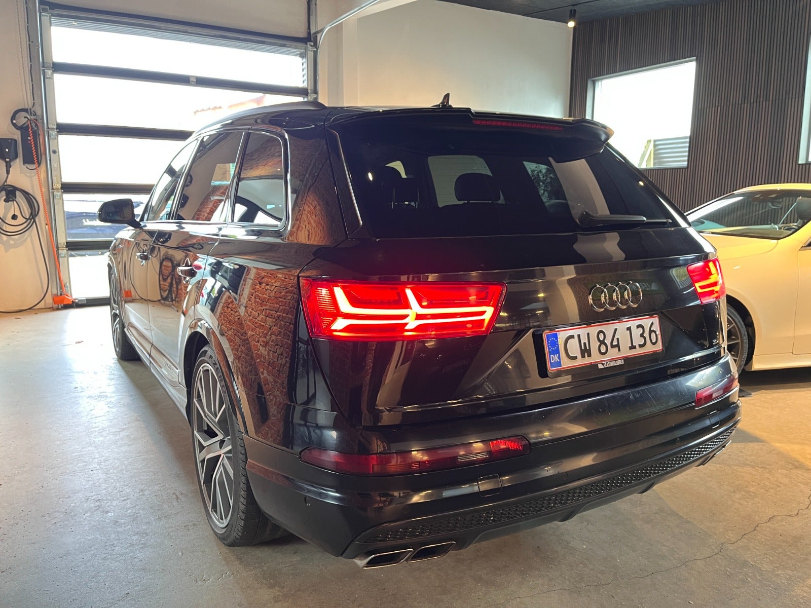 flexleasing-audi-sq7-40-tdi-quattro-tiptr-5d-findleasing