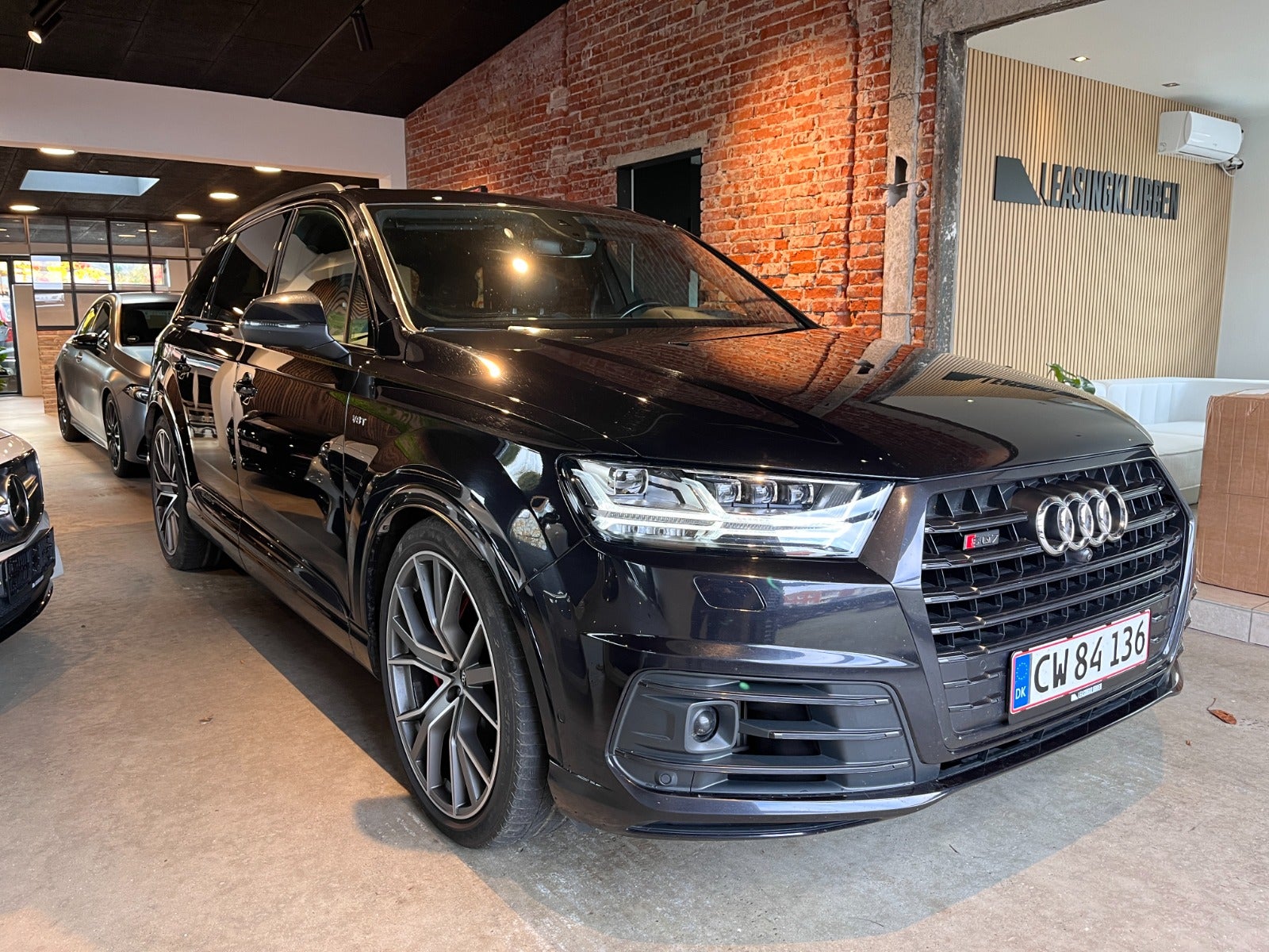 flexleasing-audi-sq7-40-tdi-quattro-tiptr-5d-findleasing