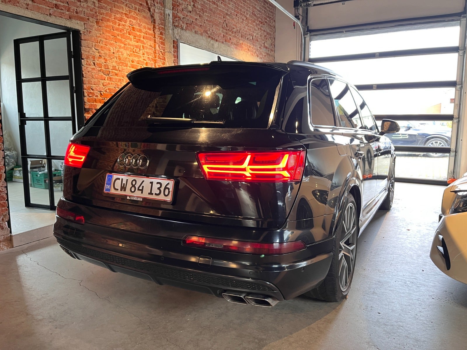 flexleasing-audi-sq7-40-tdi-quattro-tiptr-5d-findleasing