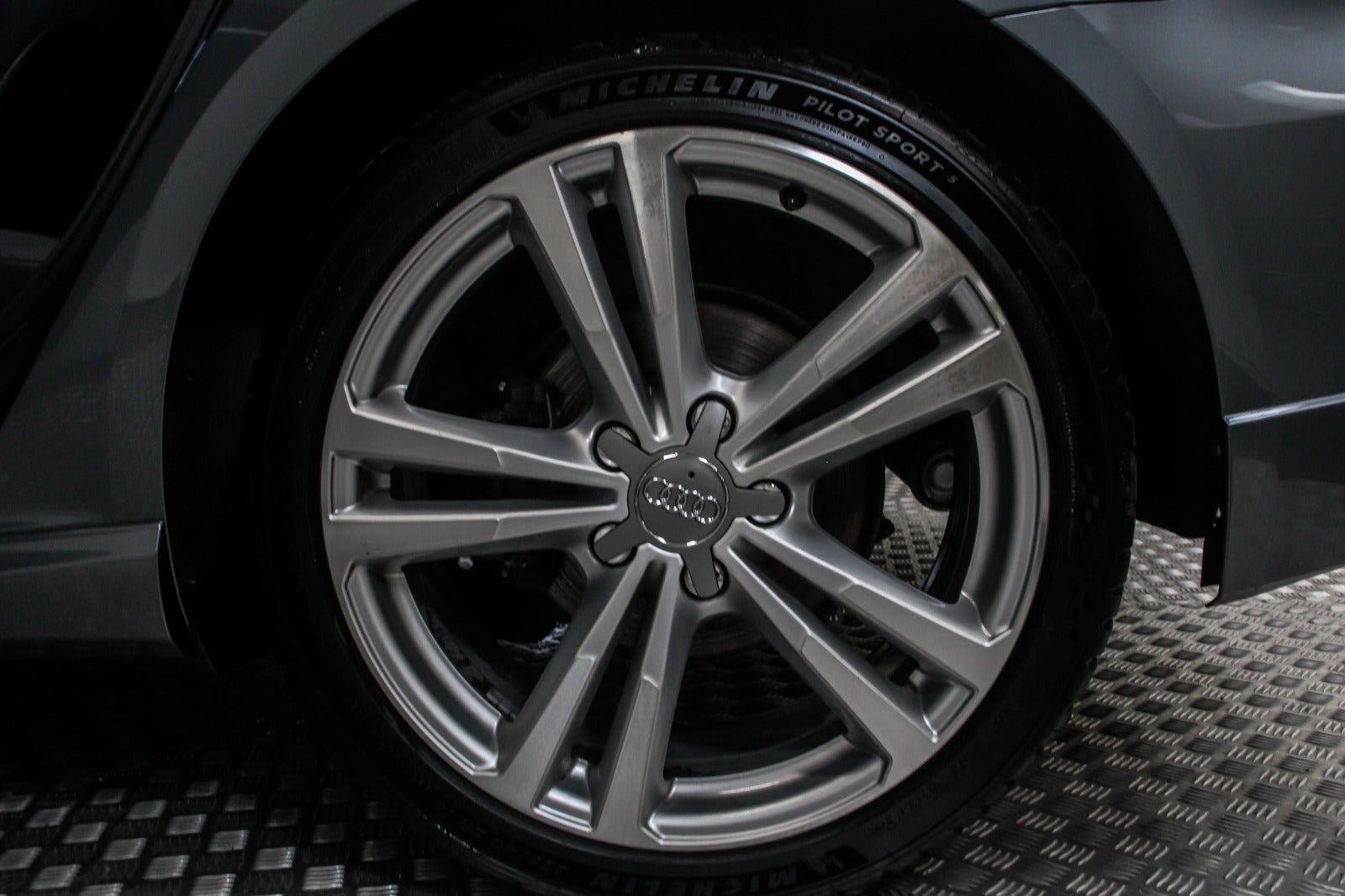 flexleasing-audi-a3-35-tdi-s-line-sportback-s-tr-5d-findleasing