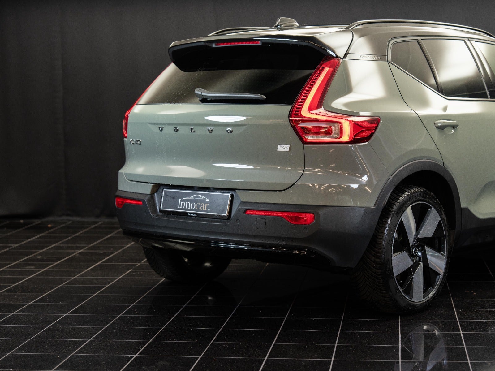 flexleasing-volvo-xc40-recharge-twin-ultimate-5d-findleasing