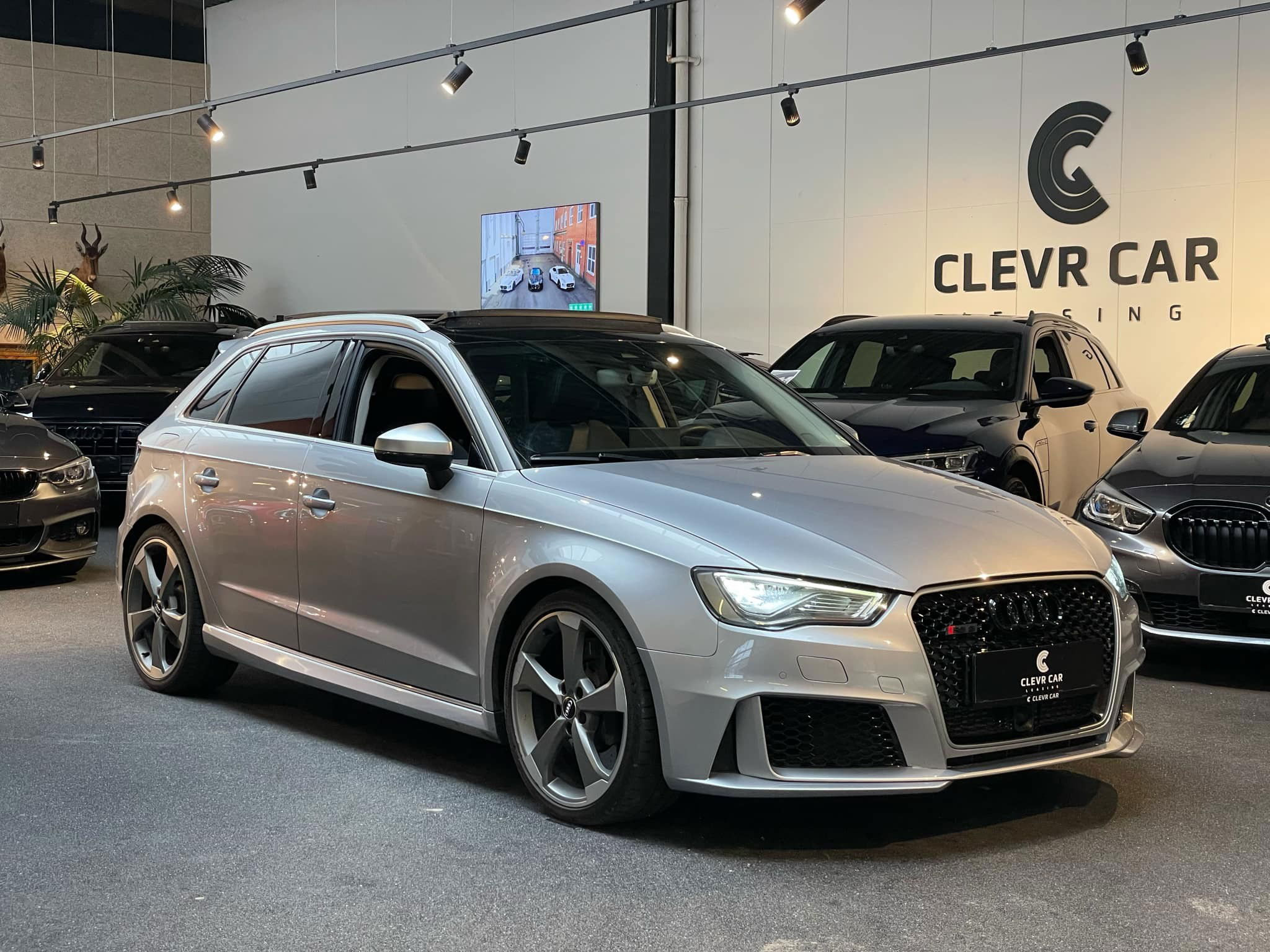 flexleasing-audi-rs3-rs3-25-tfsi-sportback-quattro-s-tr-findleasing