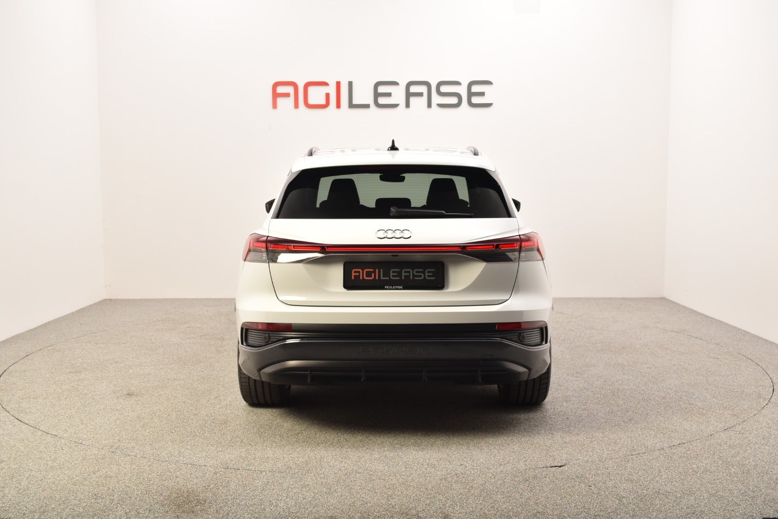 flexleasing-audi-q4-e-tron-40-s-line-5d-findleasing